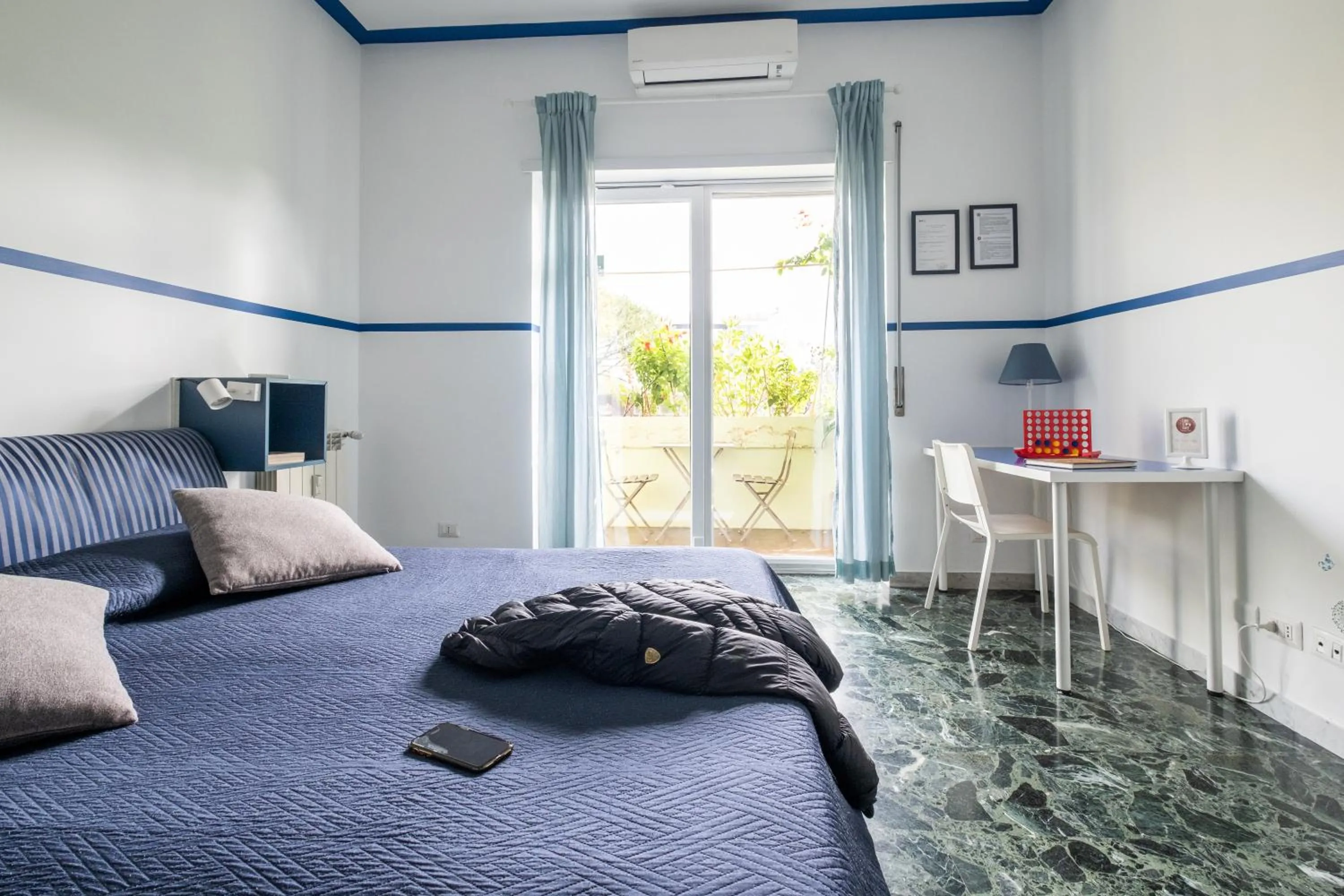 Take It Easy Roma Guest House