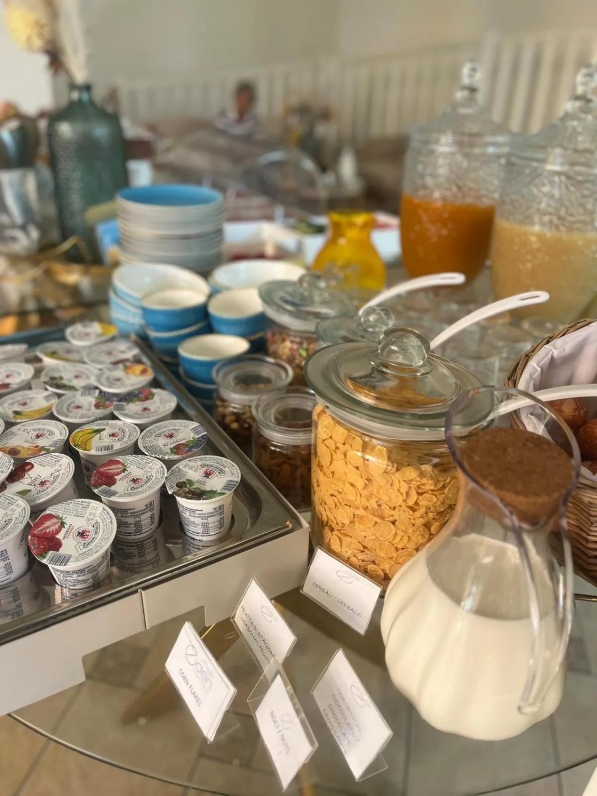 Breakfast in Hotel Eden