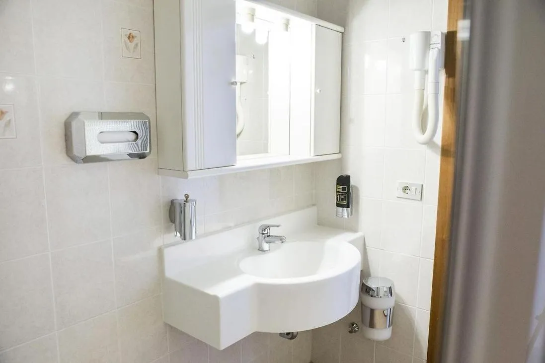 Bathroom in Hotel Eden