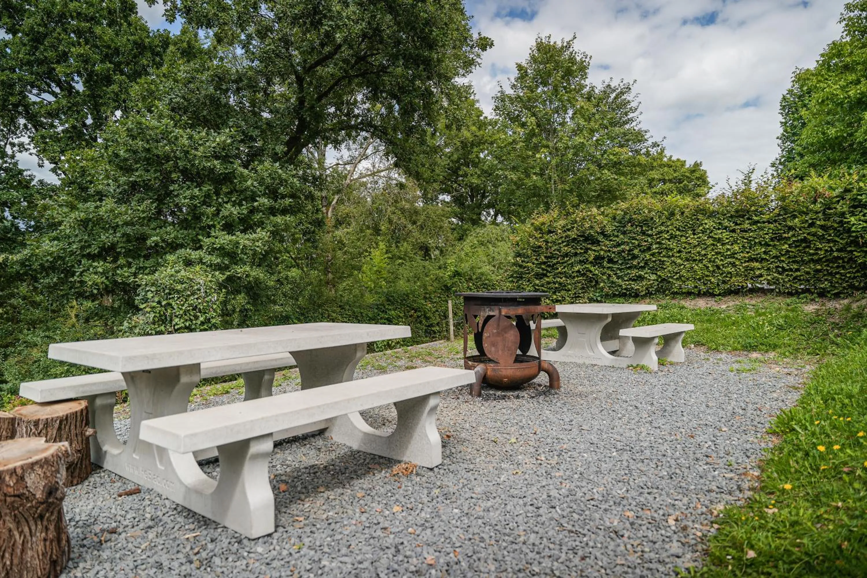 BBQ facilities in Auberge de Jeunesse de Bouillon