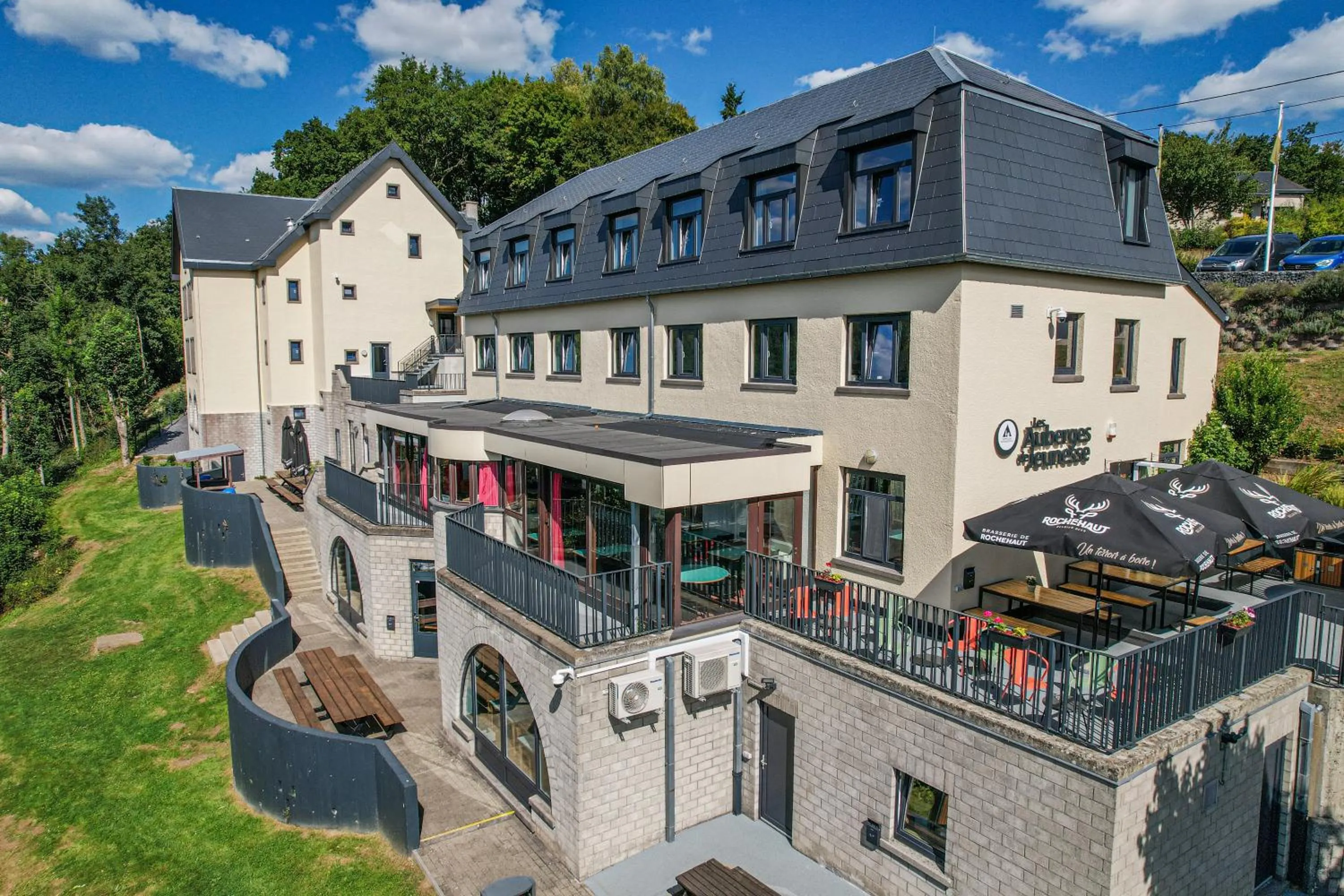 Property building in Auberge de Jeunesse de Bouillon