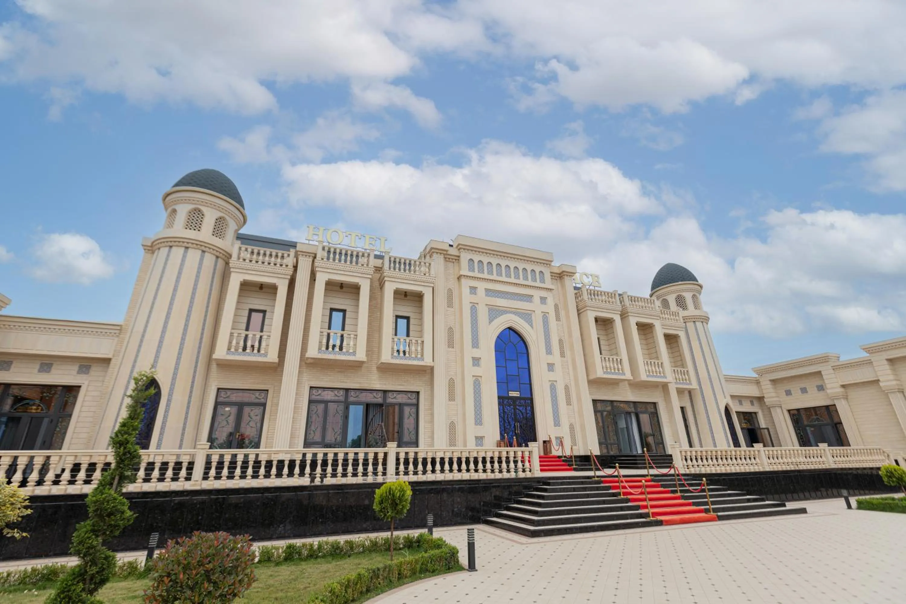 Property building in HOTEL SULTAN PALACE