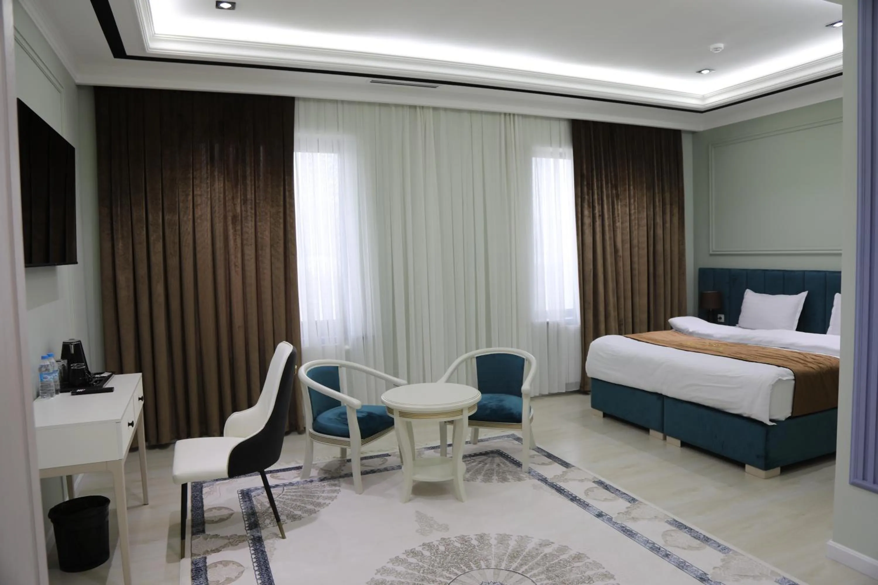 Bed in HOTEL SULTAN PALACE