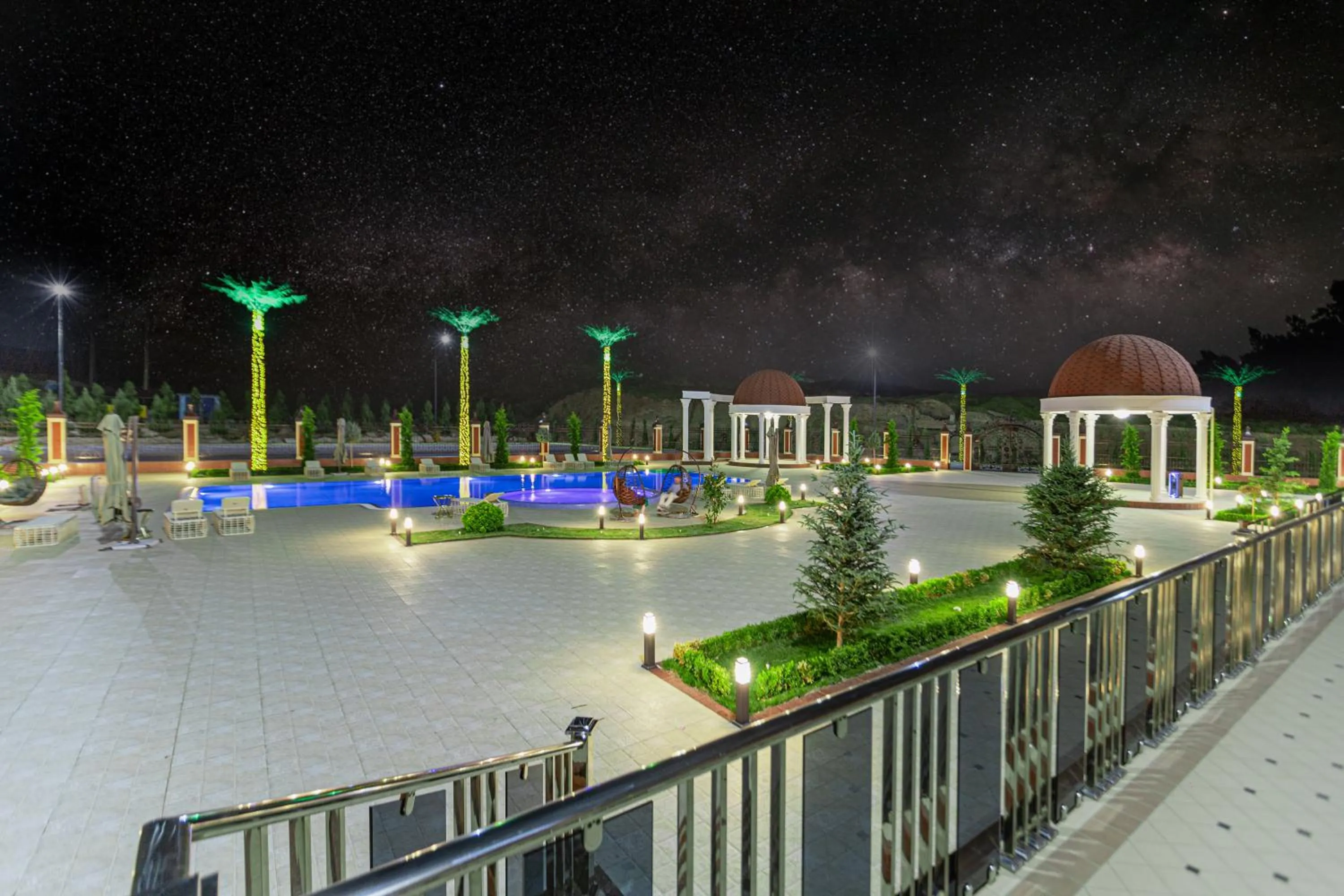 Night in HOTEL SULTAN PALACE