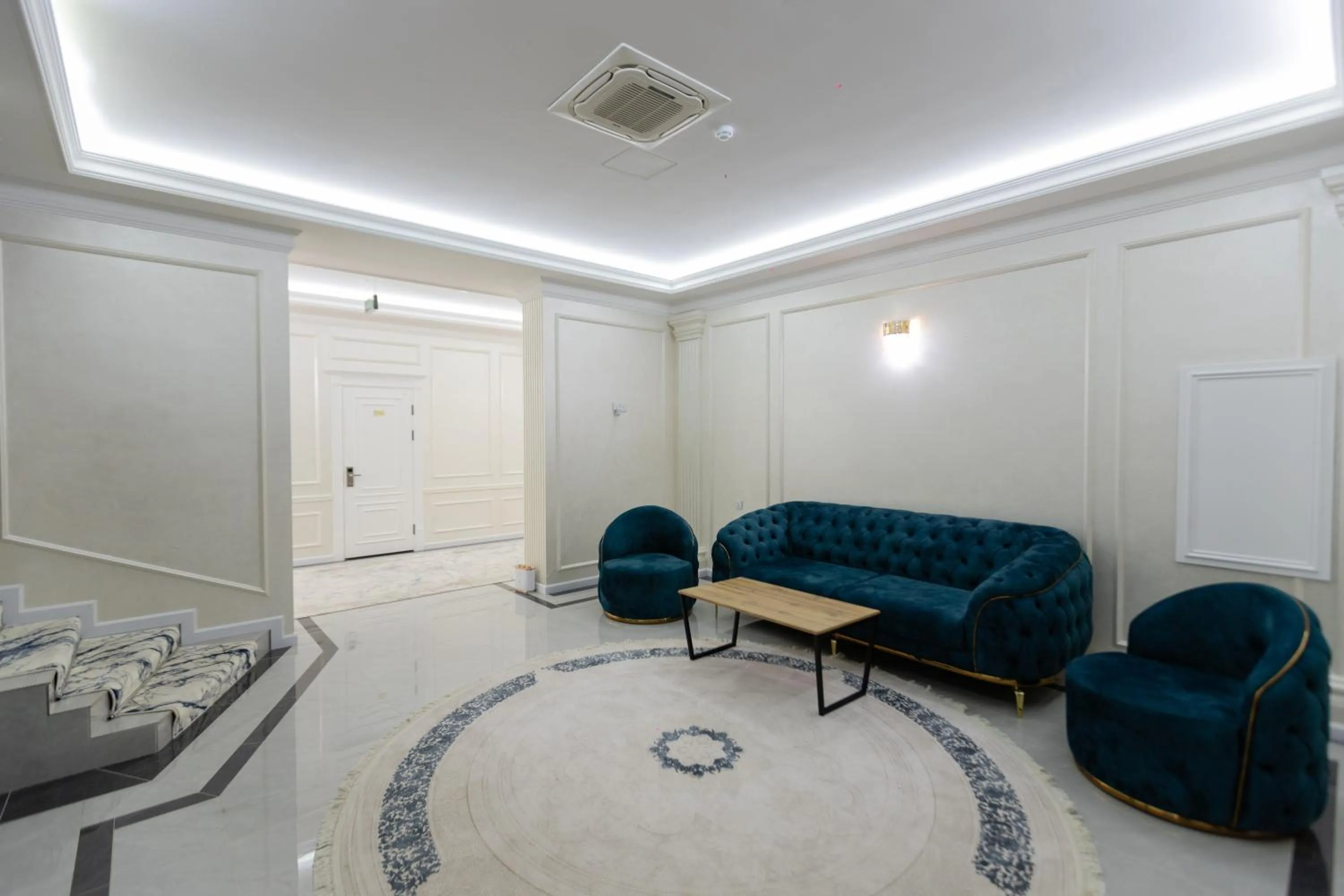 Living room in HOTEL SULTAN PALACE