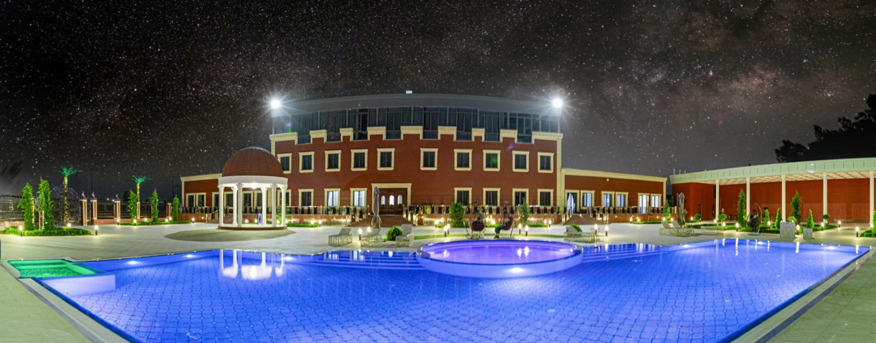 Property building in HOTEL SULTAN PALACE