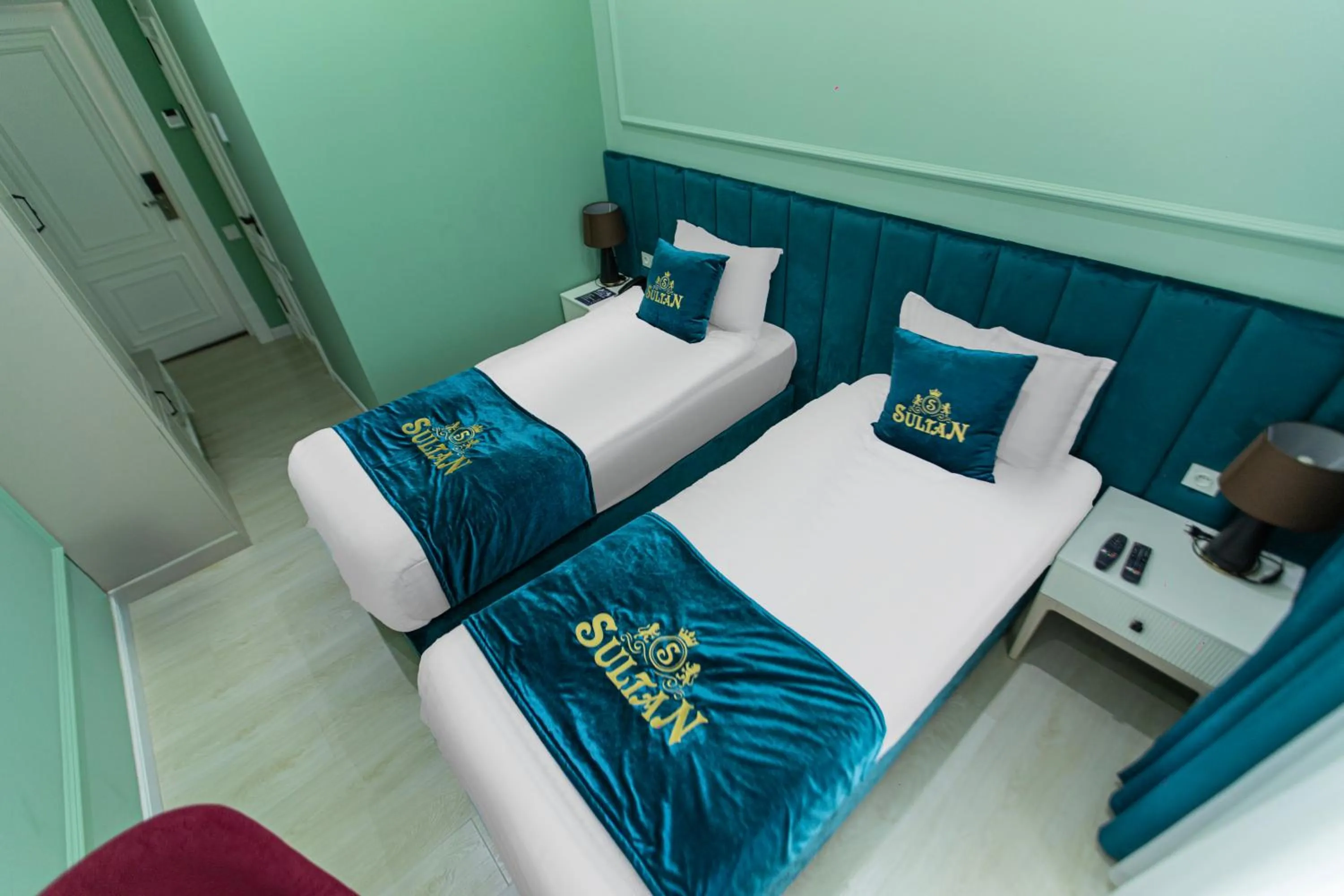 Bed in HOTEL SULTAN PALACE