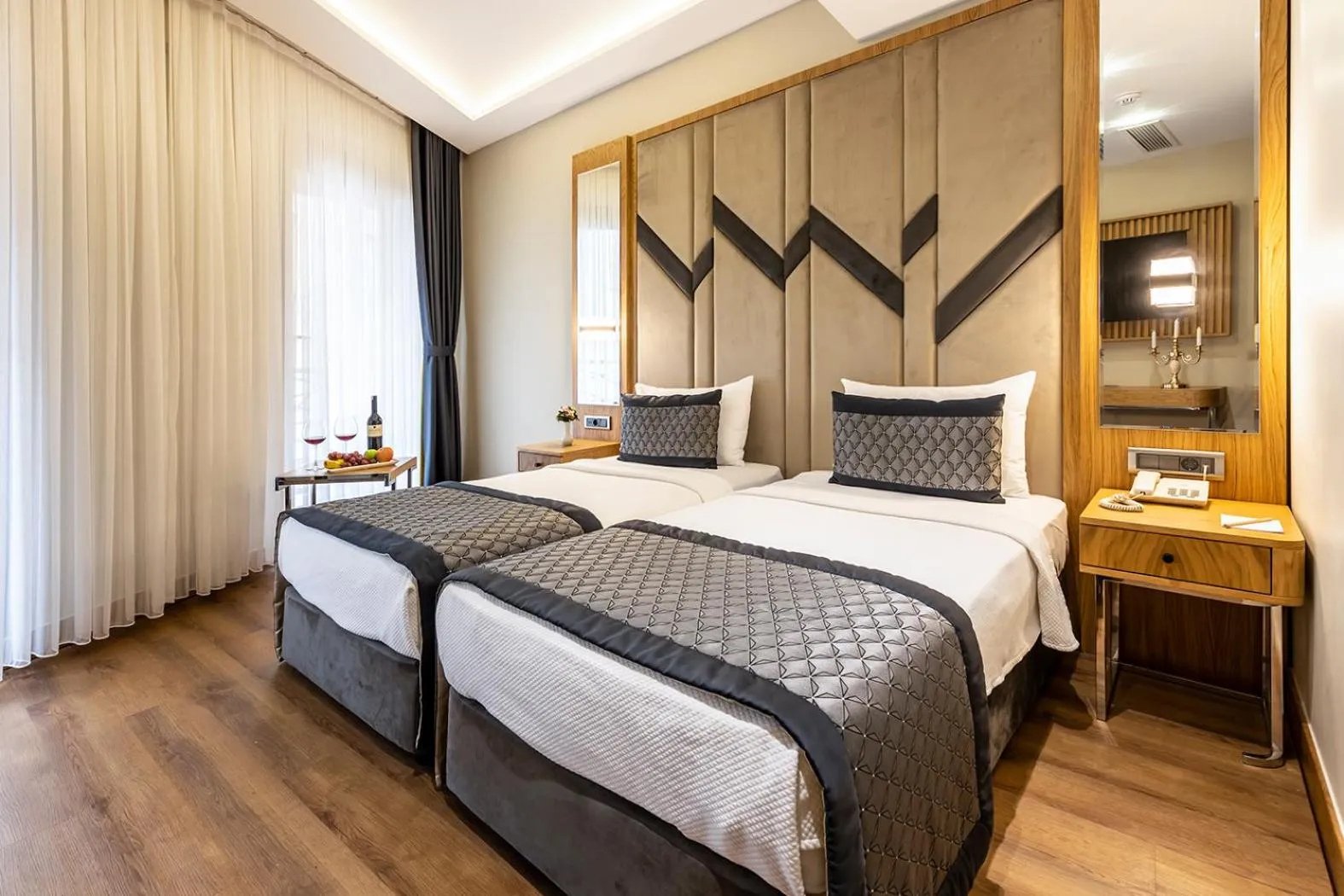 Bed in Sultanahmet Newport Hotel