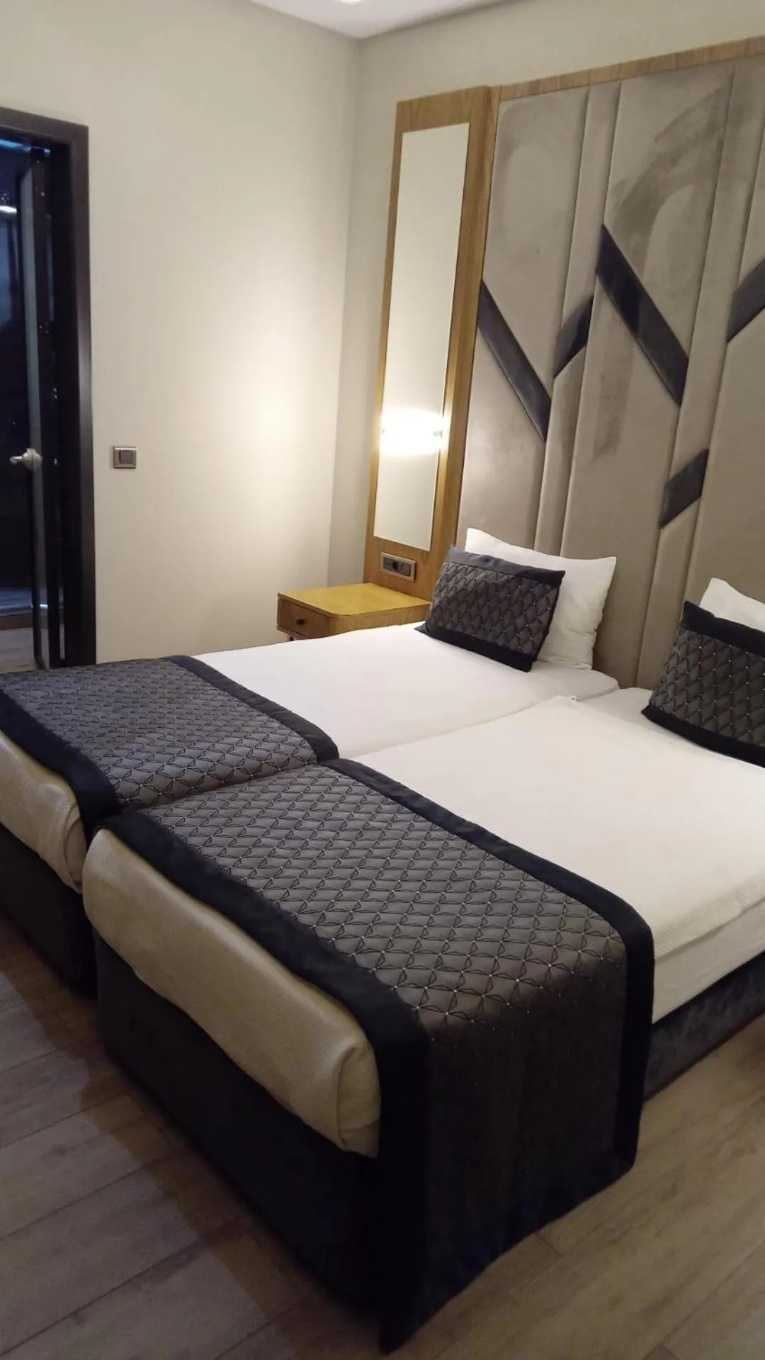 Bedroom, Bed in Sultanahmet Newport Hotel