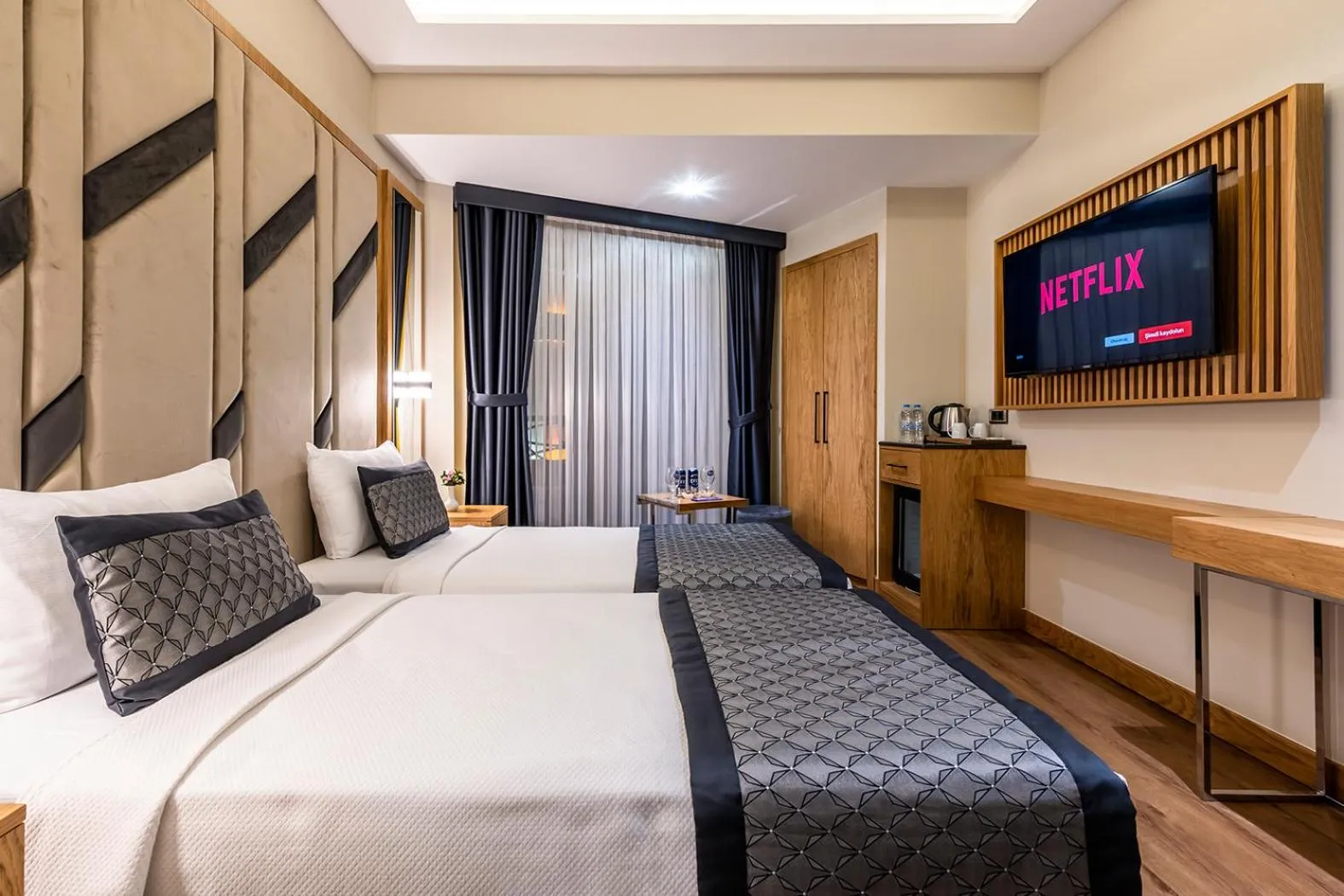 TV and multimedia, Bed in Sultanahmet Newport Hotel