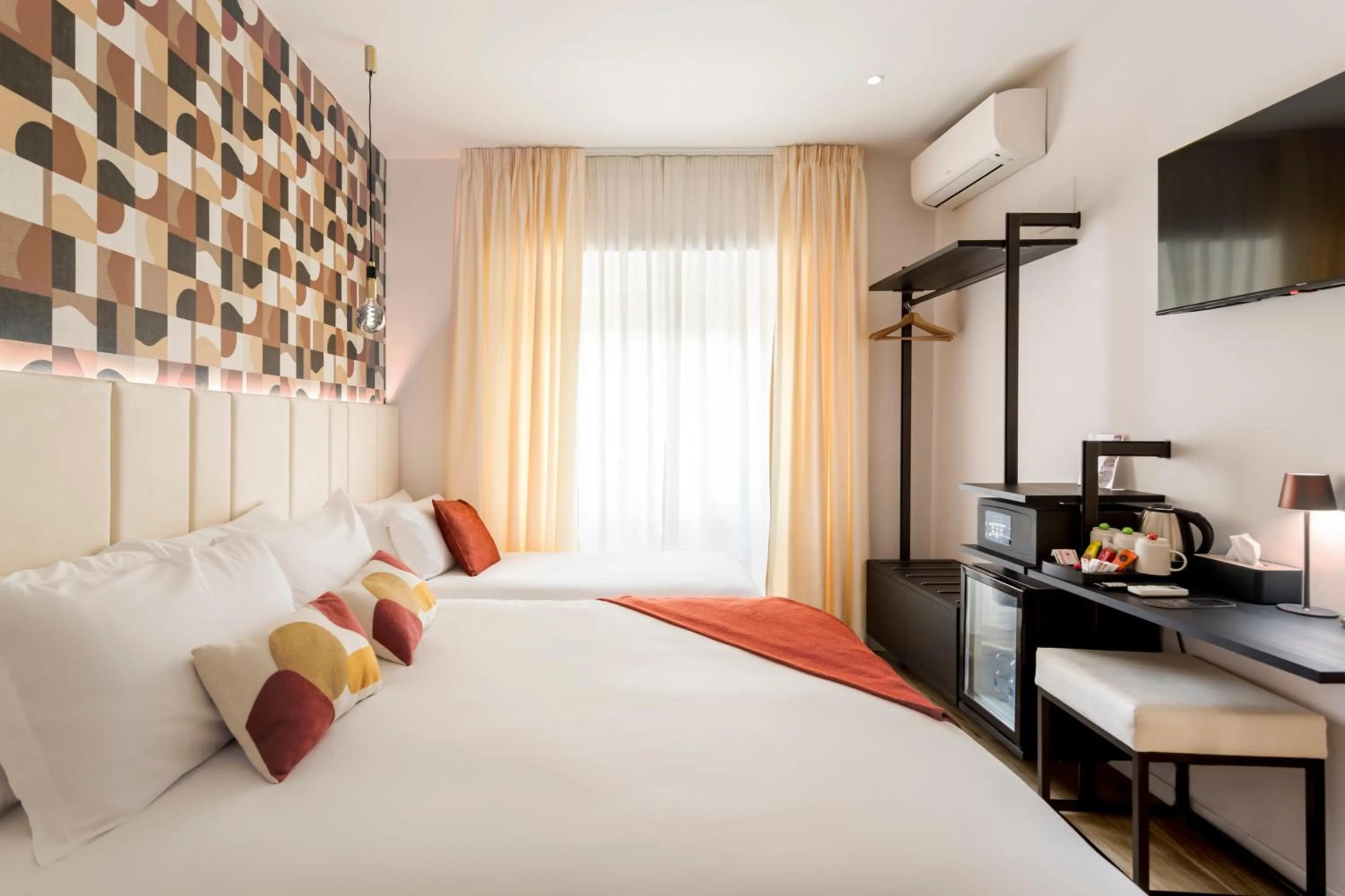 TV and multimedia, Bed in Romi Suite