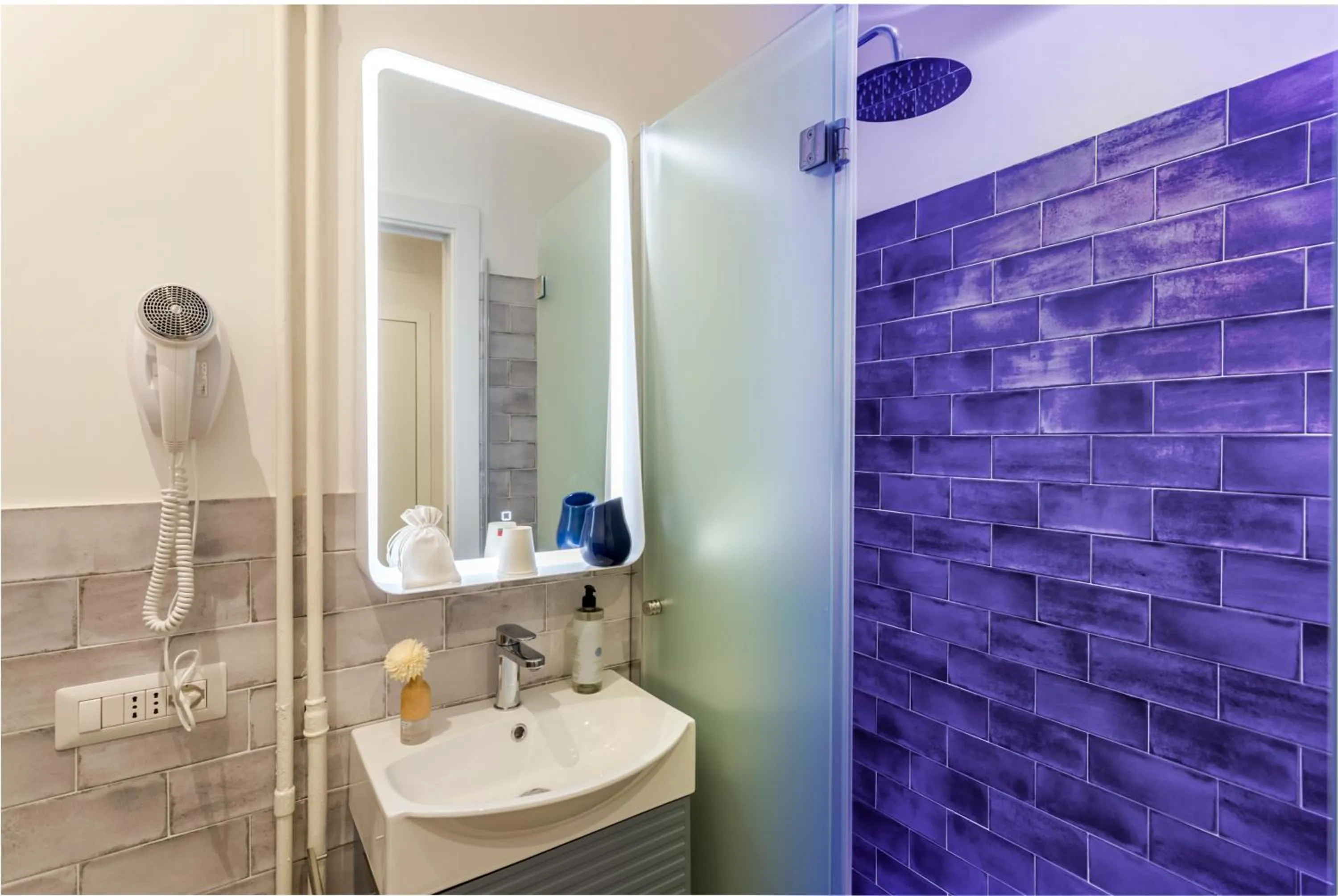 Shower in Romi Suite