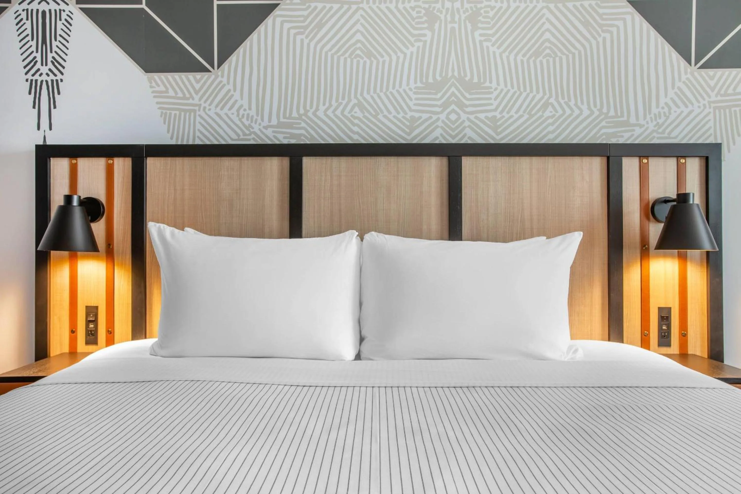 Bedroom, Bed in Cambria Hotel Spokane Airport