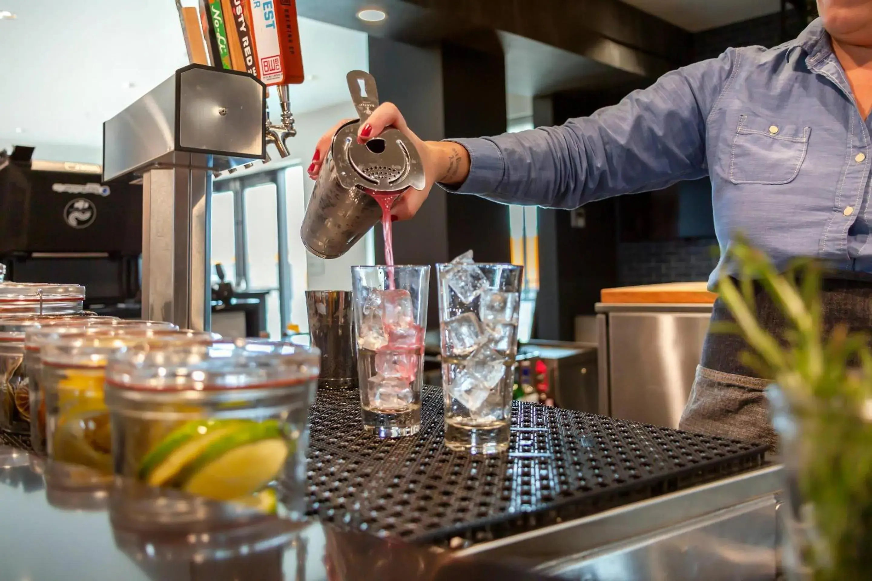 Lounge or bar in Cambria Hotel Spokane Airport Lounge or bar in Cambria Hotel Spokane Airport