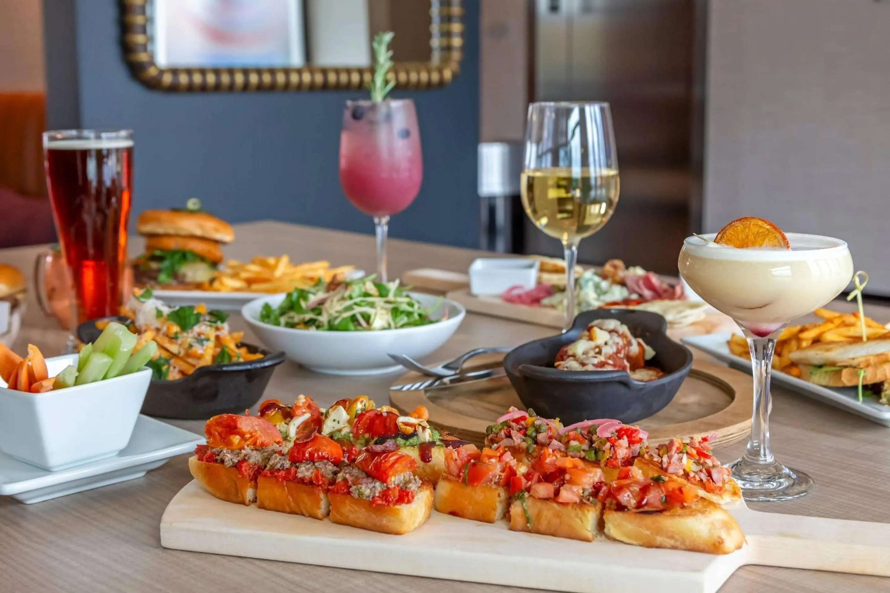 Restaurant/places to eat in Cambria Hotel Spokane Airport