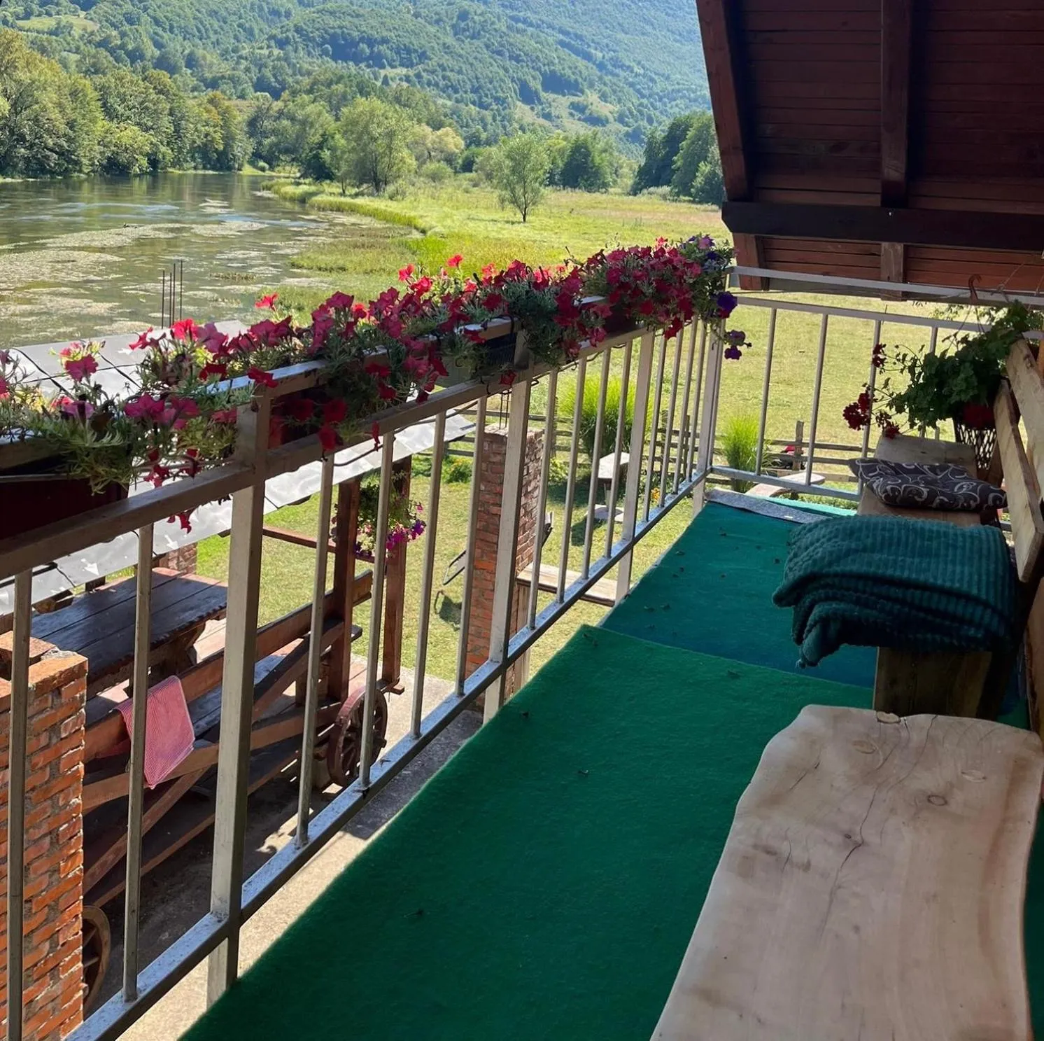 Bed and Breakfast Family Djukic