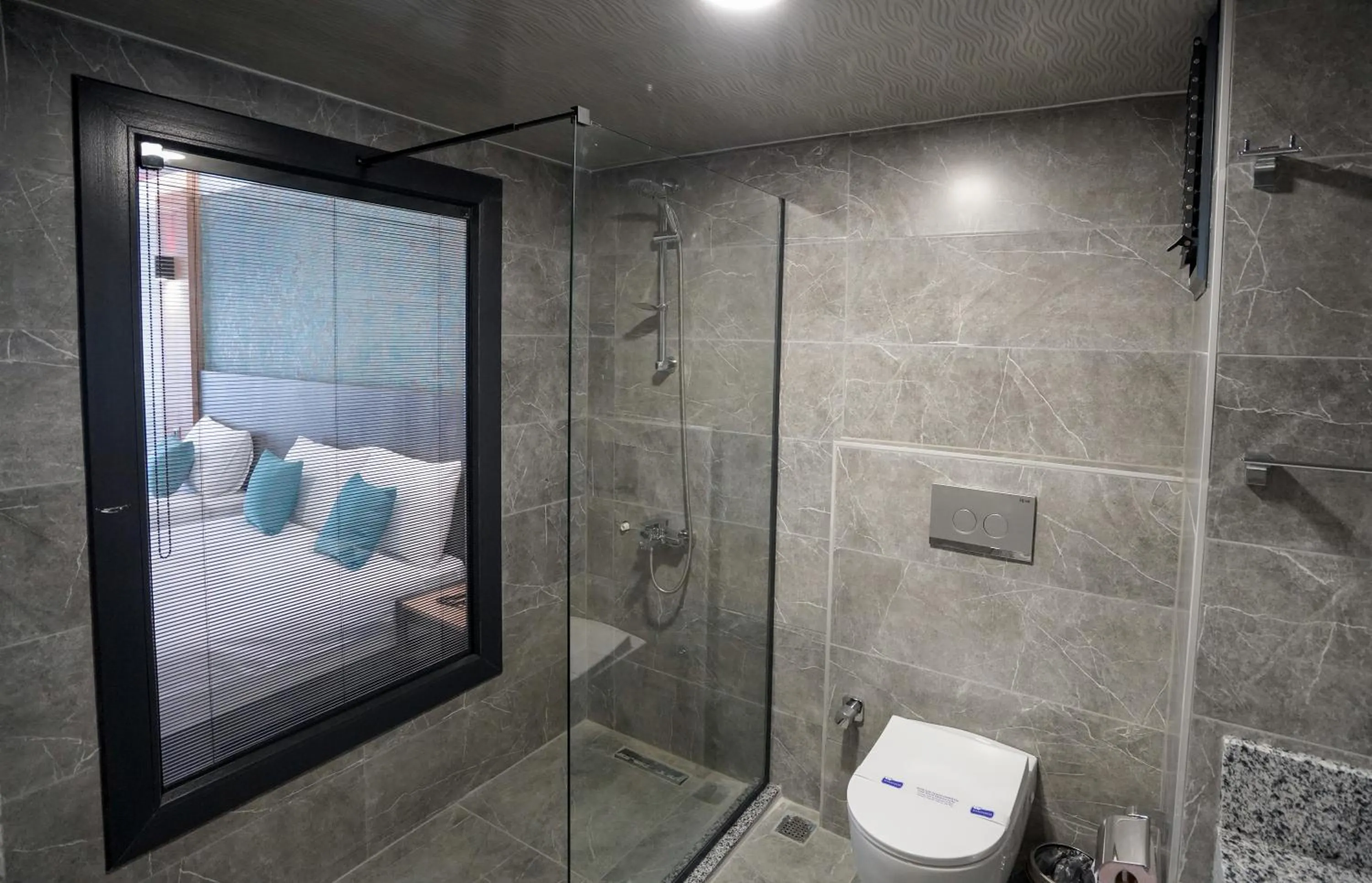 Shower, Bed in Çelik Thermal & Spa