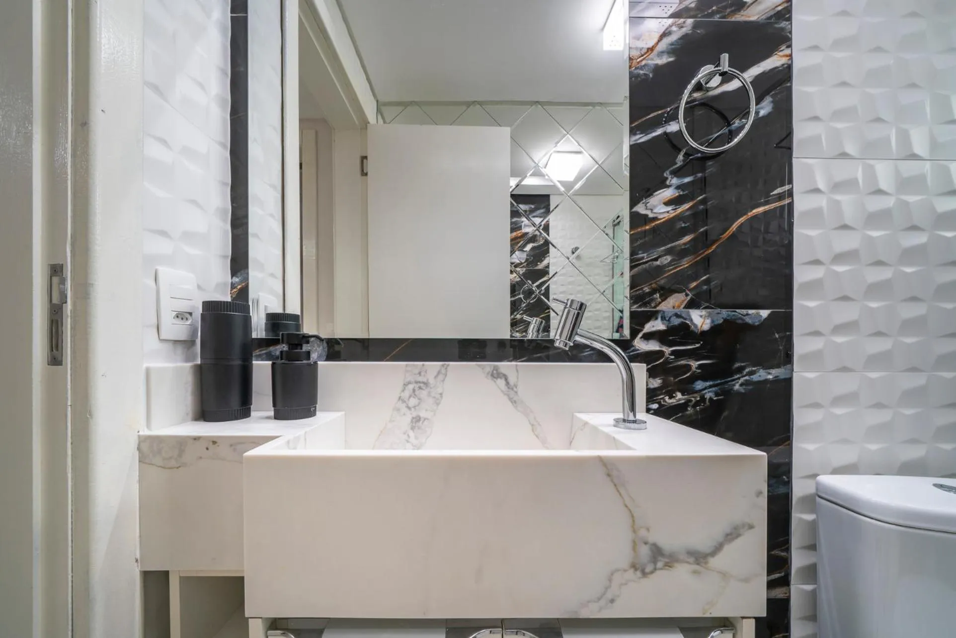 Bathroom in Bombinhas Summer Beach APT 333