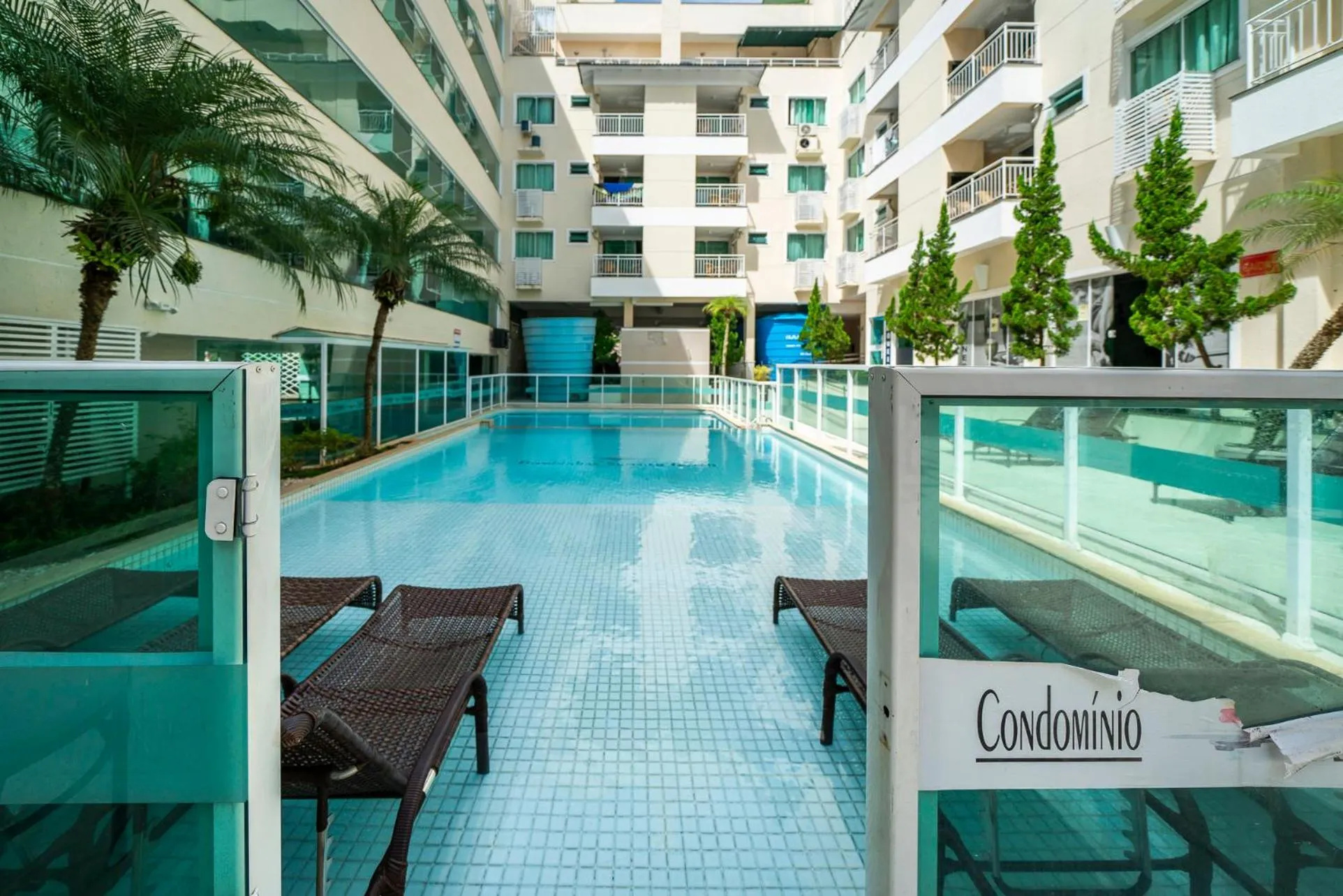 Swimming pool in Bombinhas Summer Beach APT 333