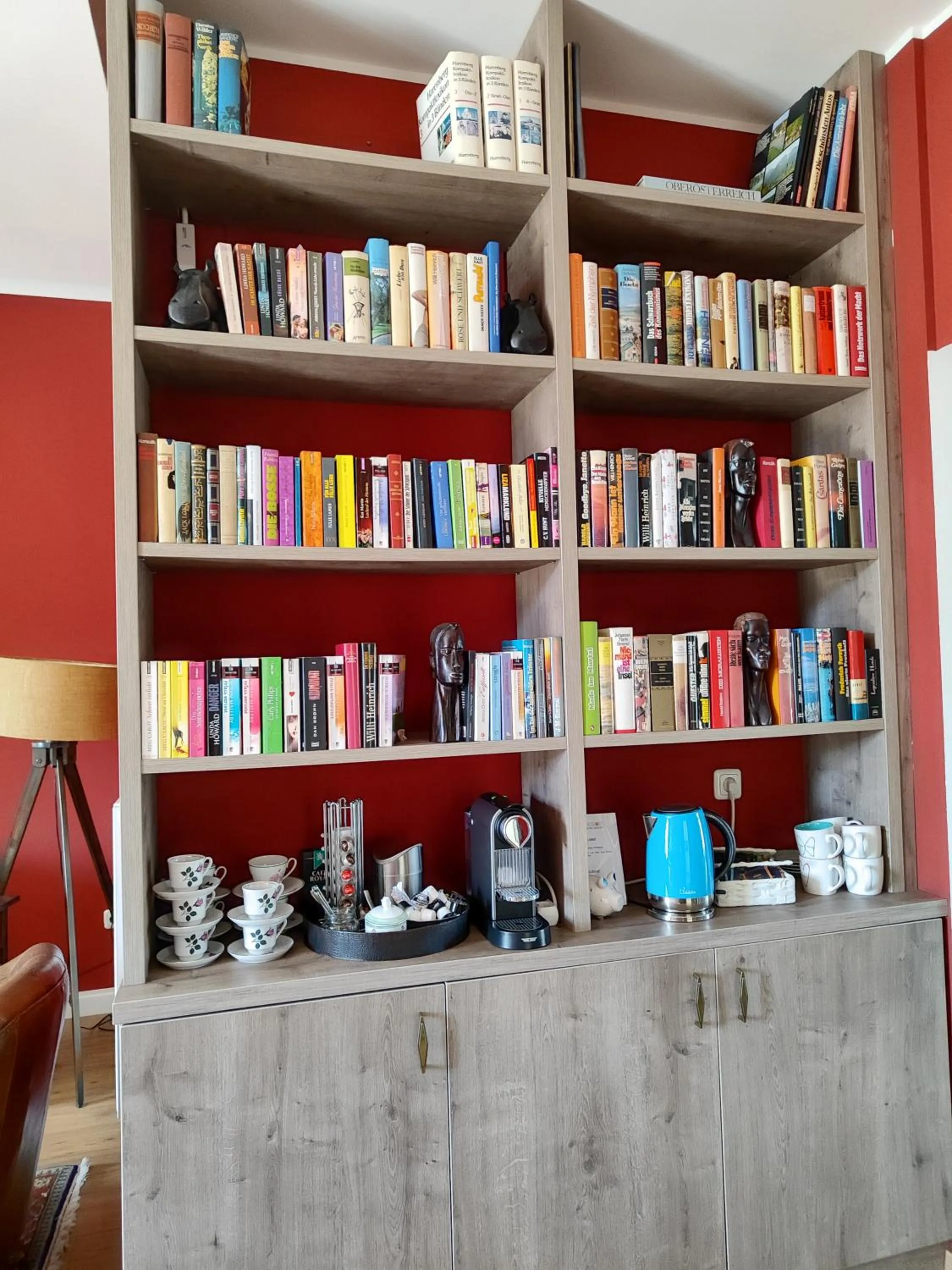 Communal lounge/ TV room in Gästehaus Karl August