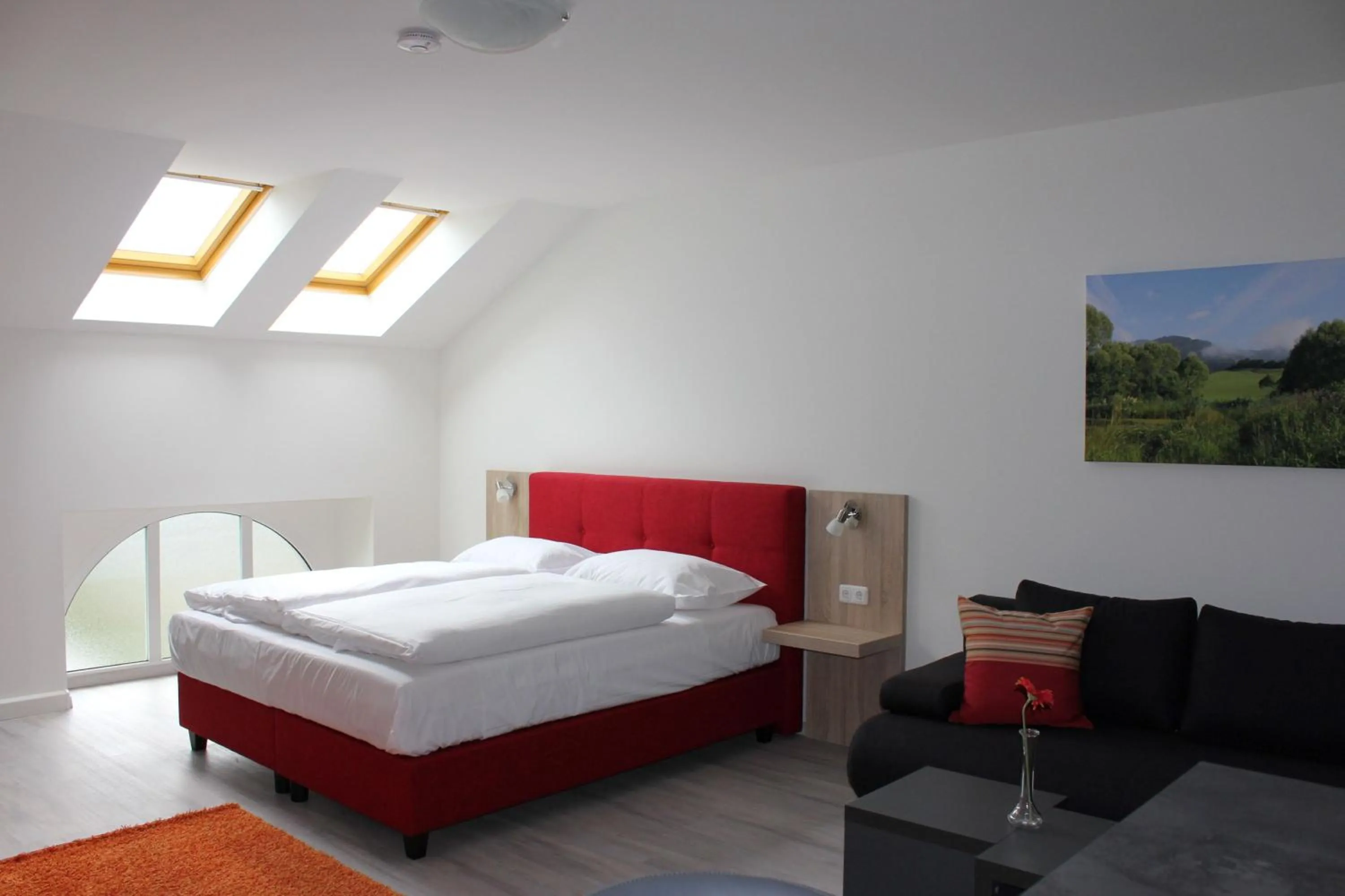 Photo of the whole room, Bed in Gästehaus Karl August