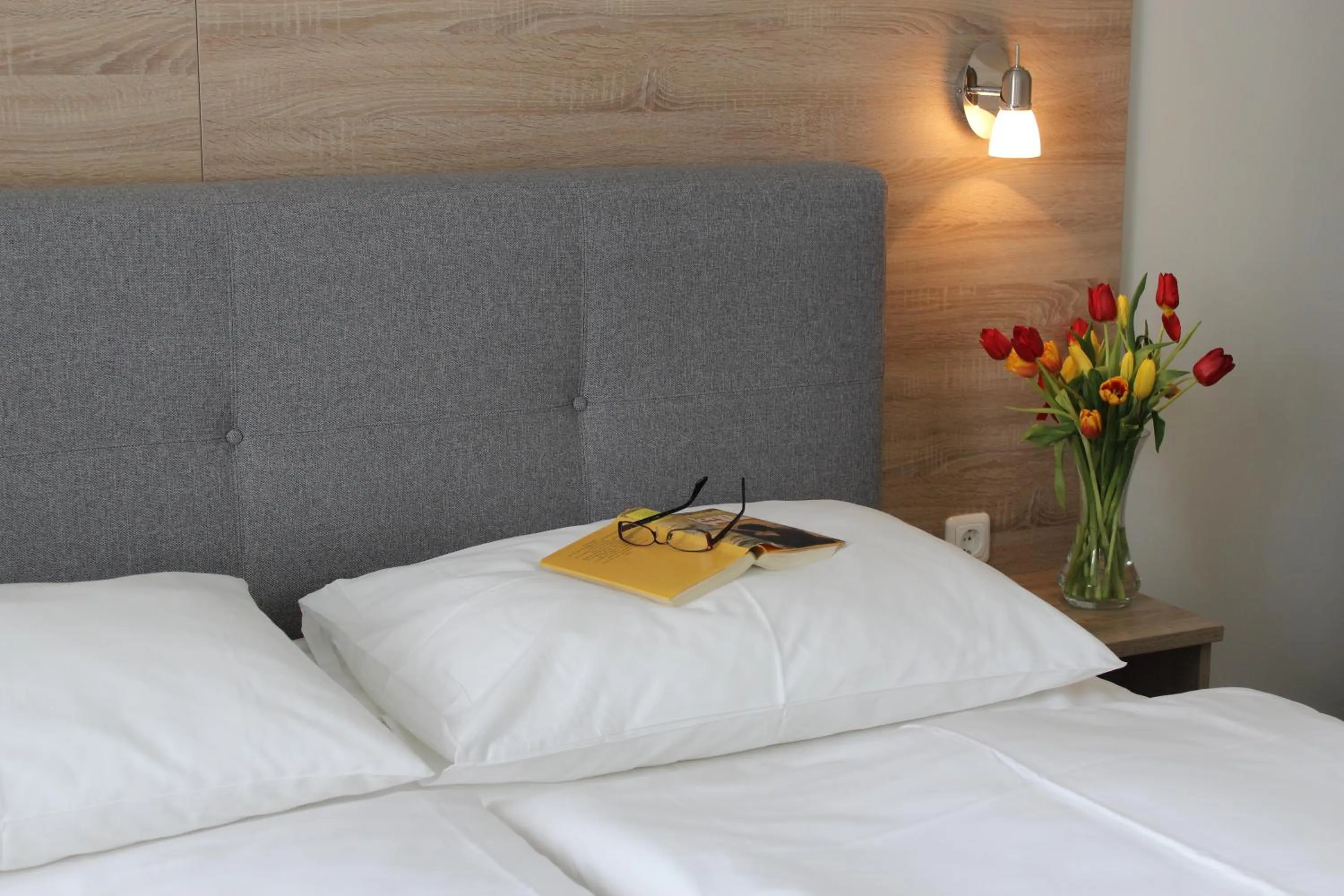 Decorative detail, Bed in Gästehaus Karl August