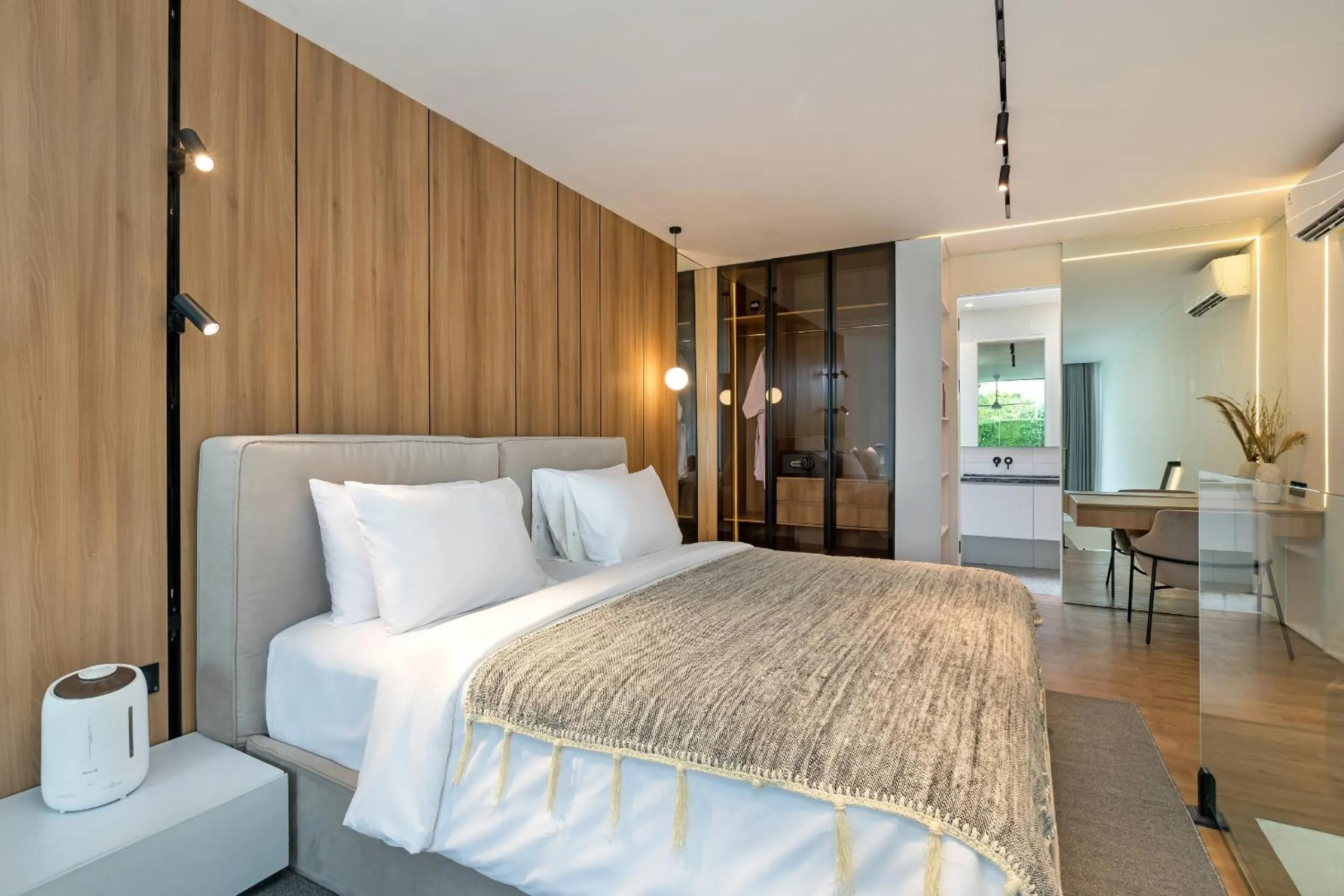 Bed in Alex Villas Complex N3