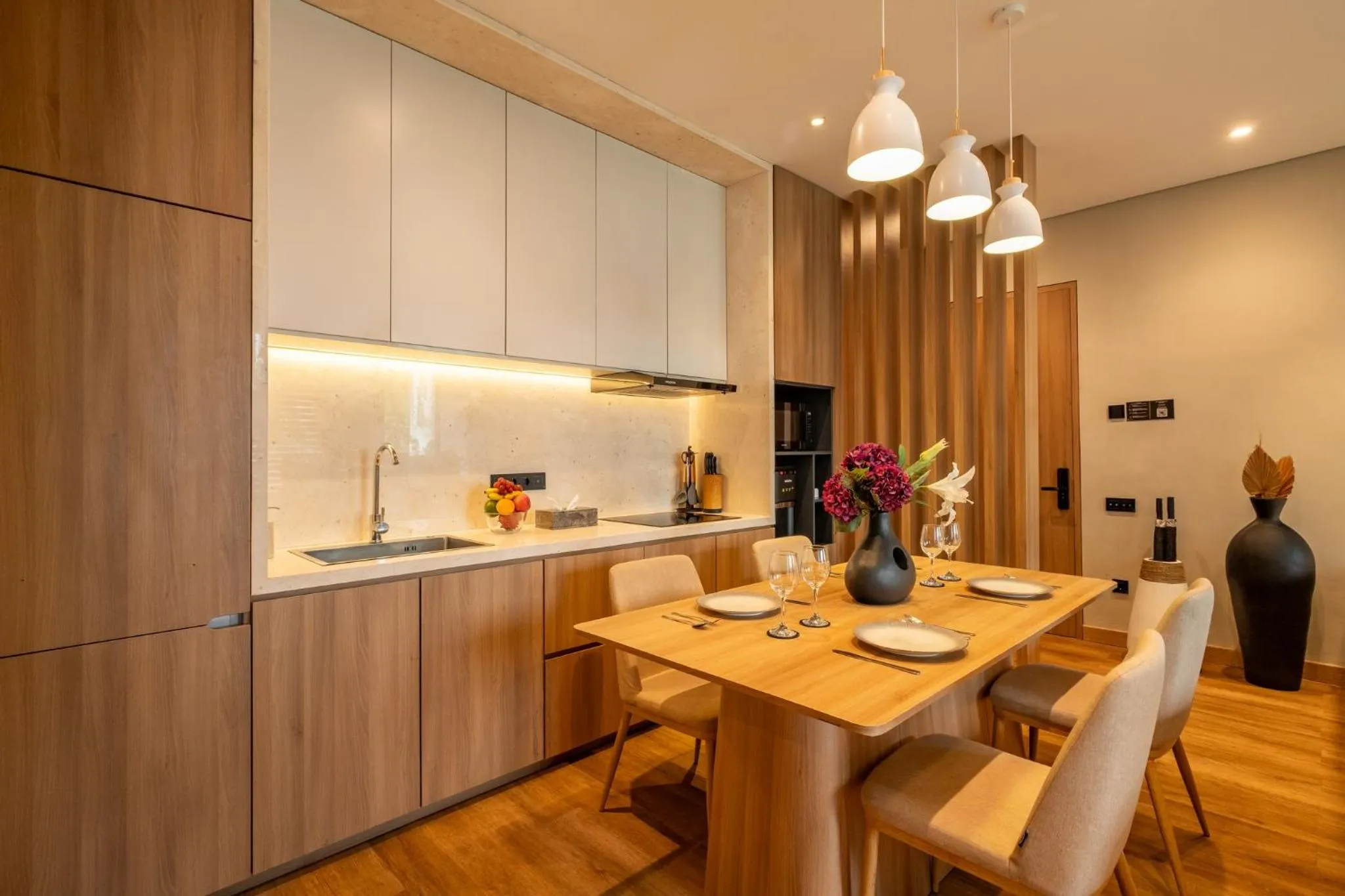 Kitchen or kitchenette in Alex Villas Complex N3