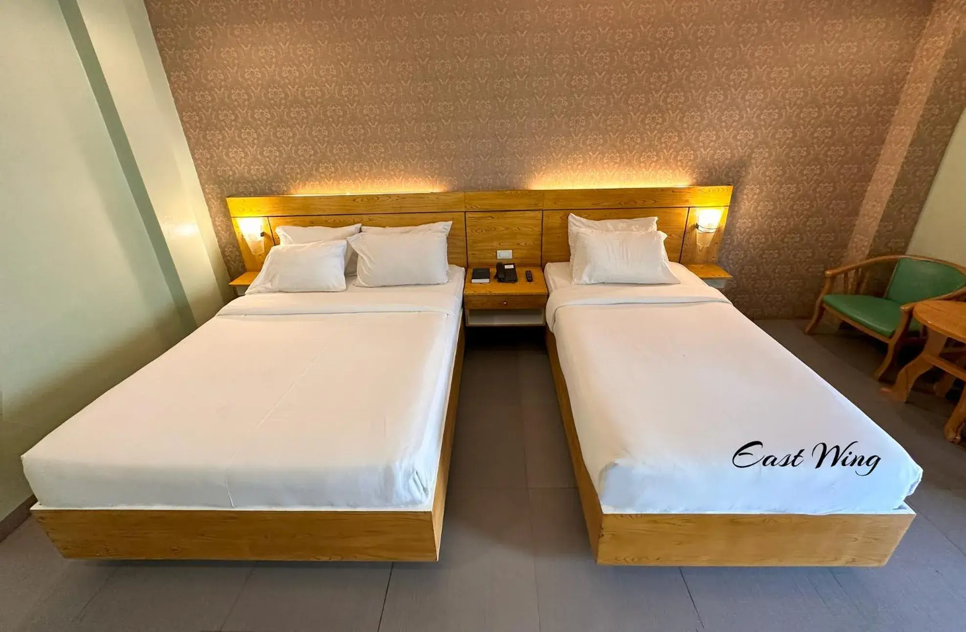 Superior Double or Twin Room in LM METRO HOTEL Superior Double or Twin Room in LM METRO HOTEL