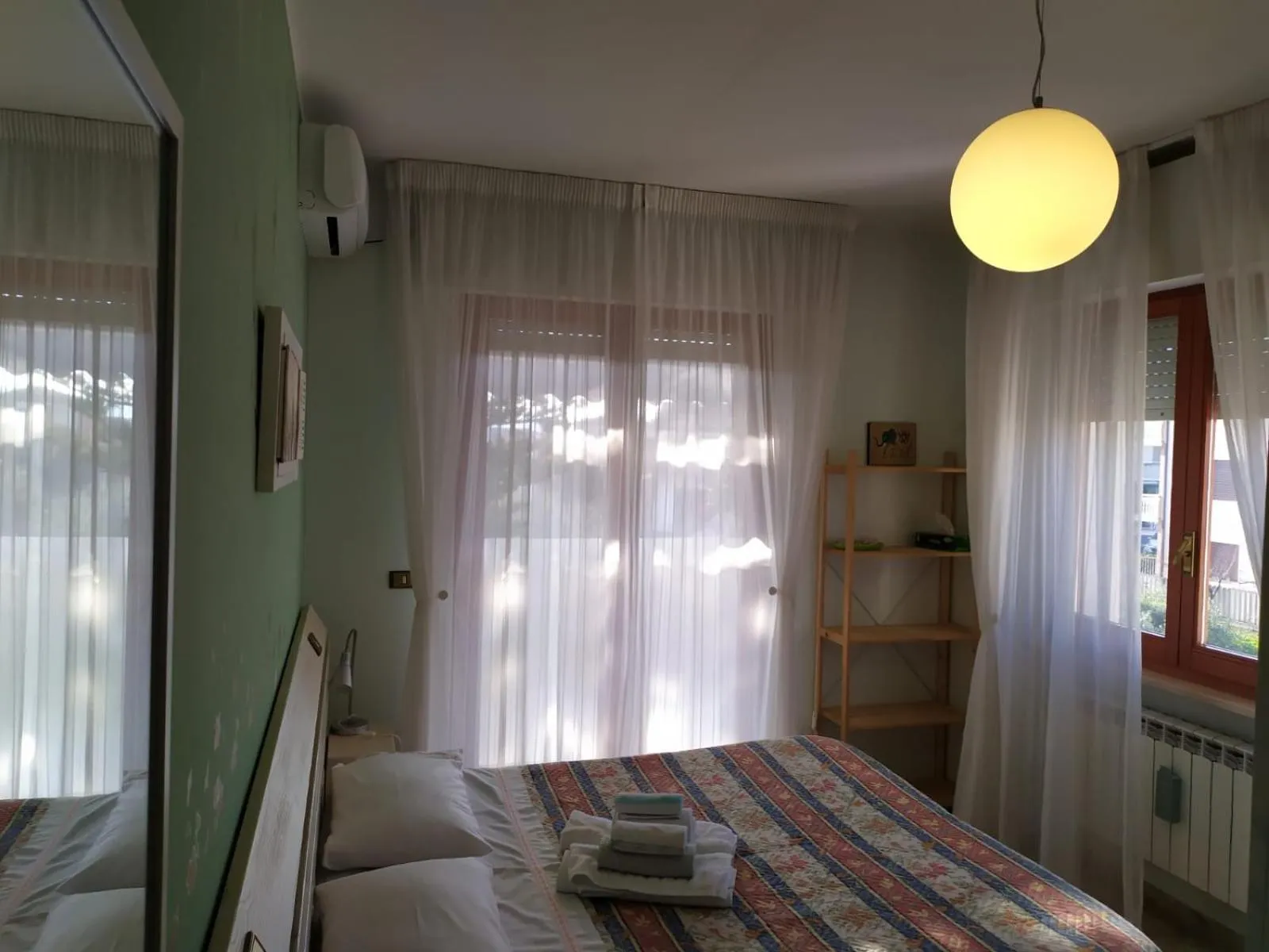 Photo of the whole room in B&B La Casa di Angelica