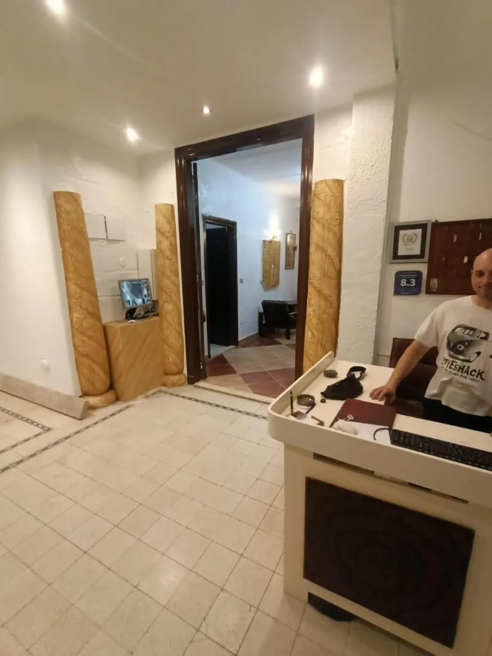 Family Palace Hostel