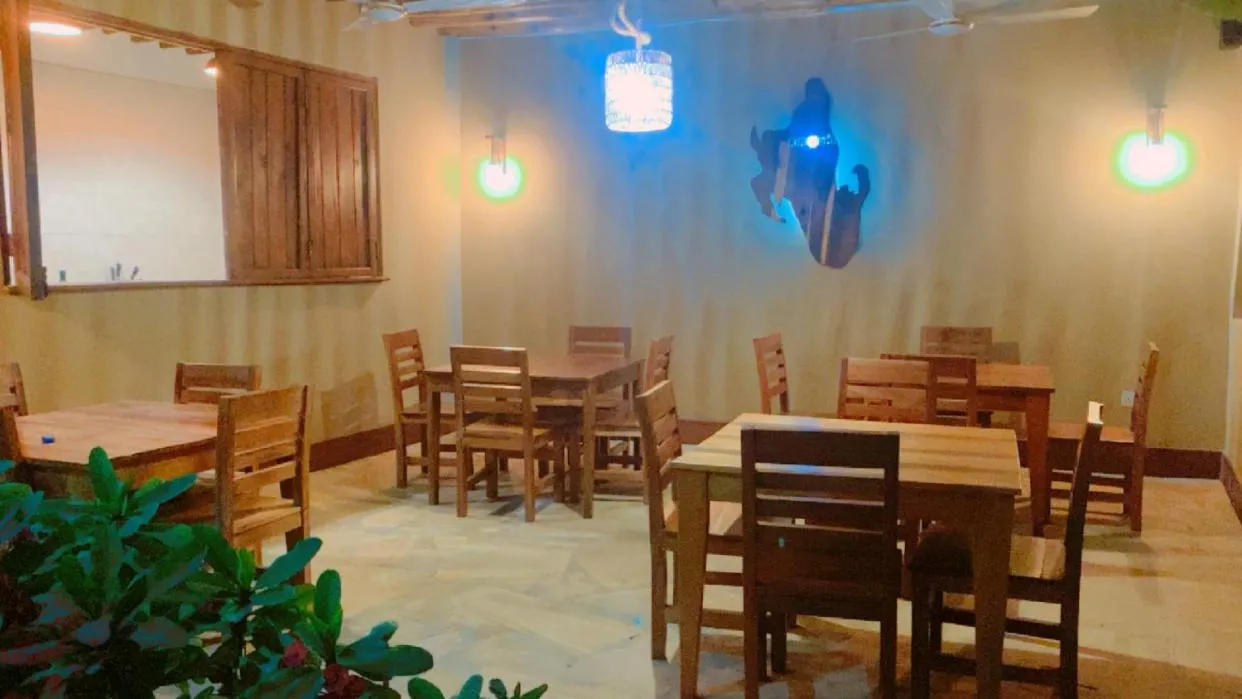 Restaurant/places to eat in The Dream Village