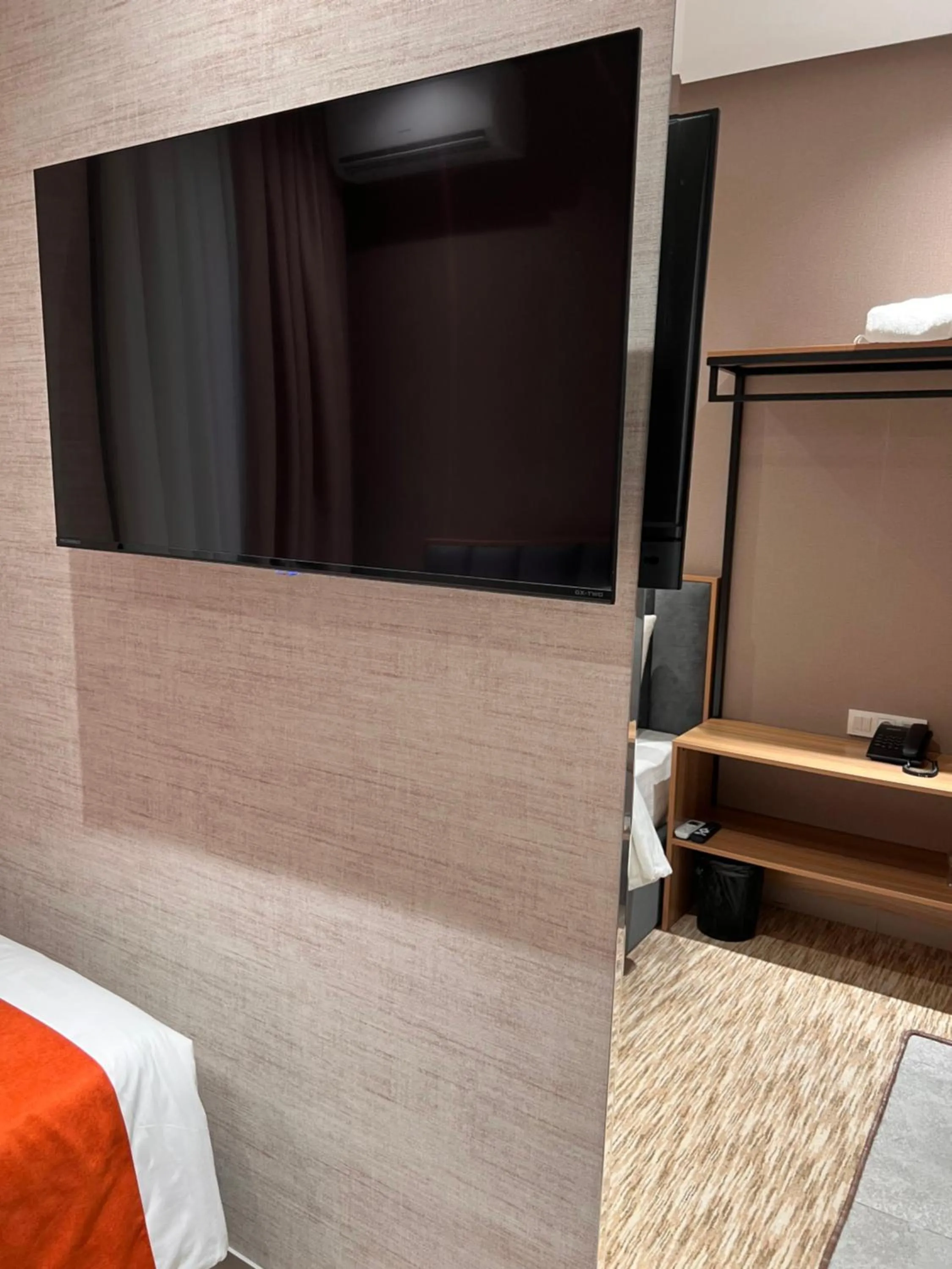 TV and multimedia, Bed in Nuovo Boutique Hotel