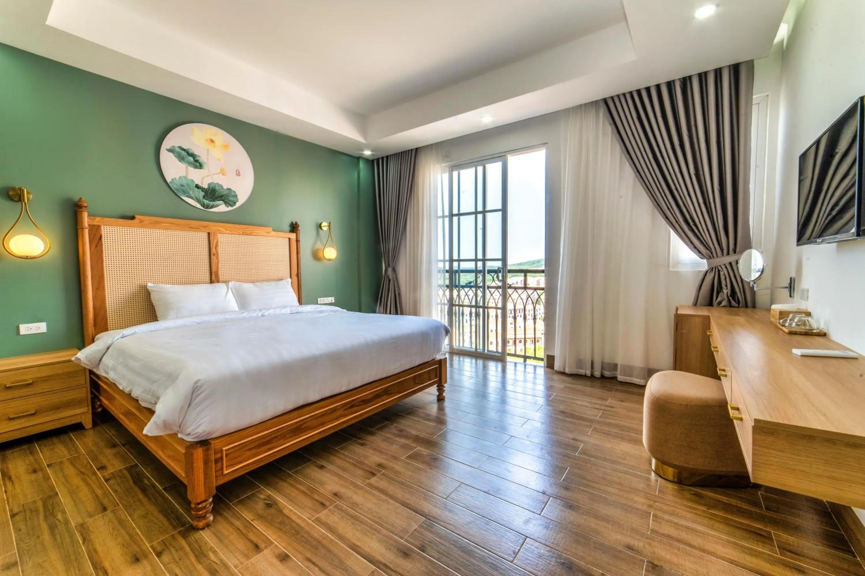 Bed in Lotus Home Hillside