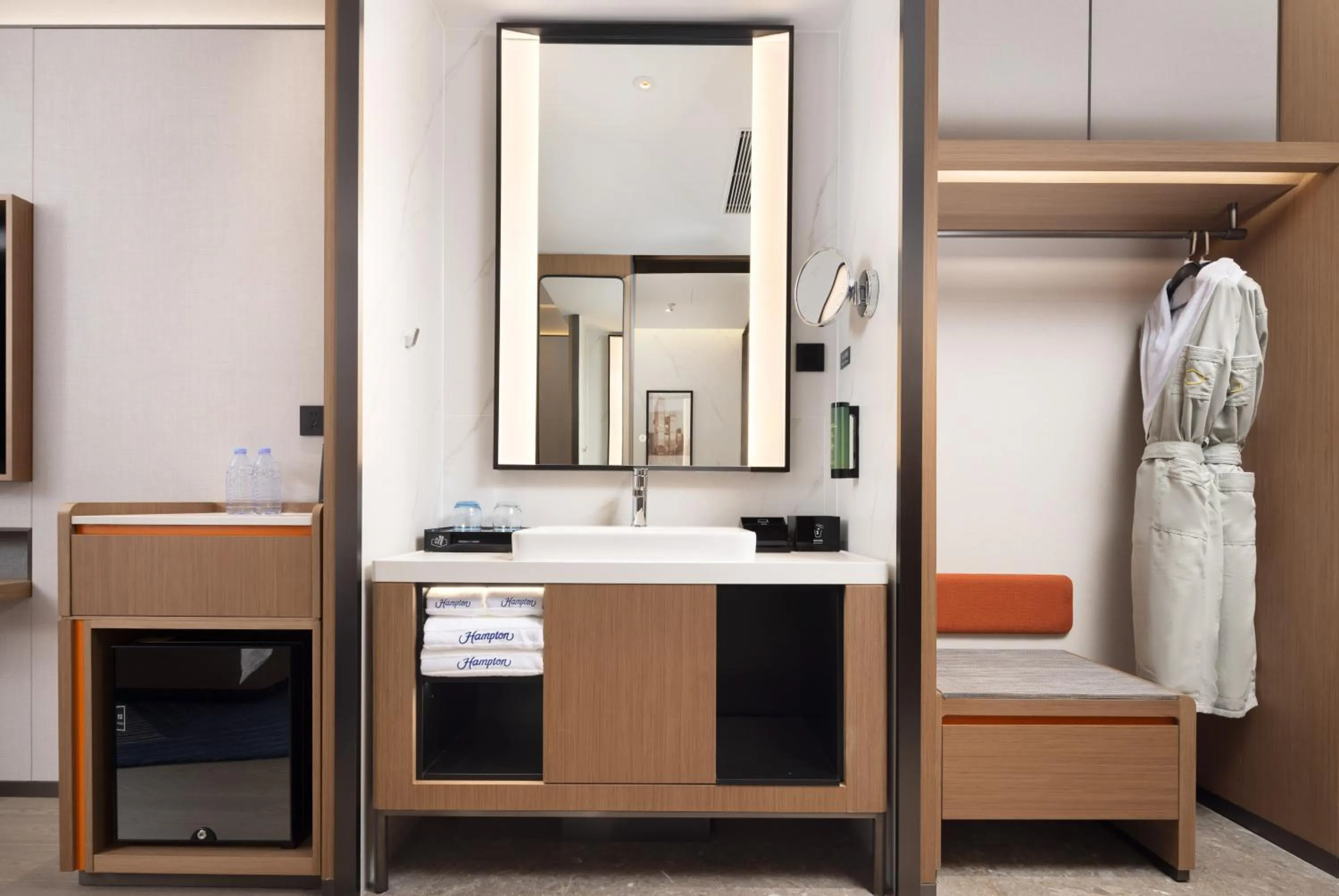 towels in Hampton by Hilton Shenzhen Futian Huaqiangbei