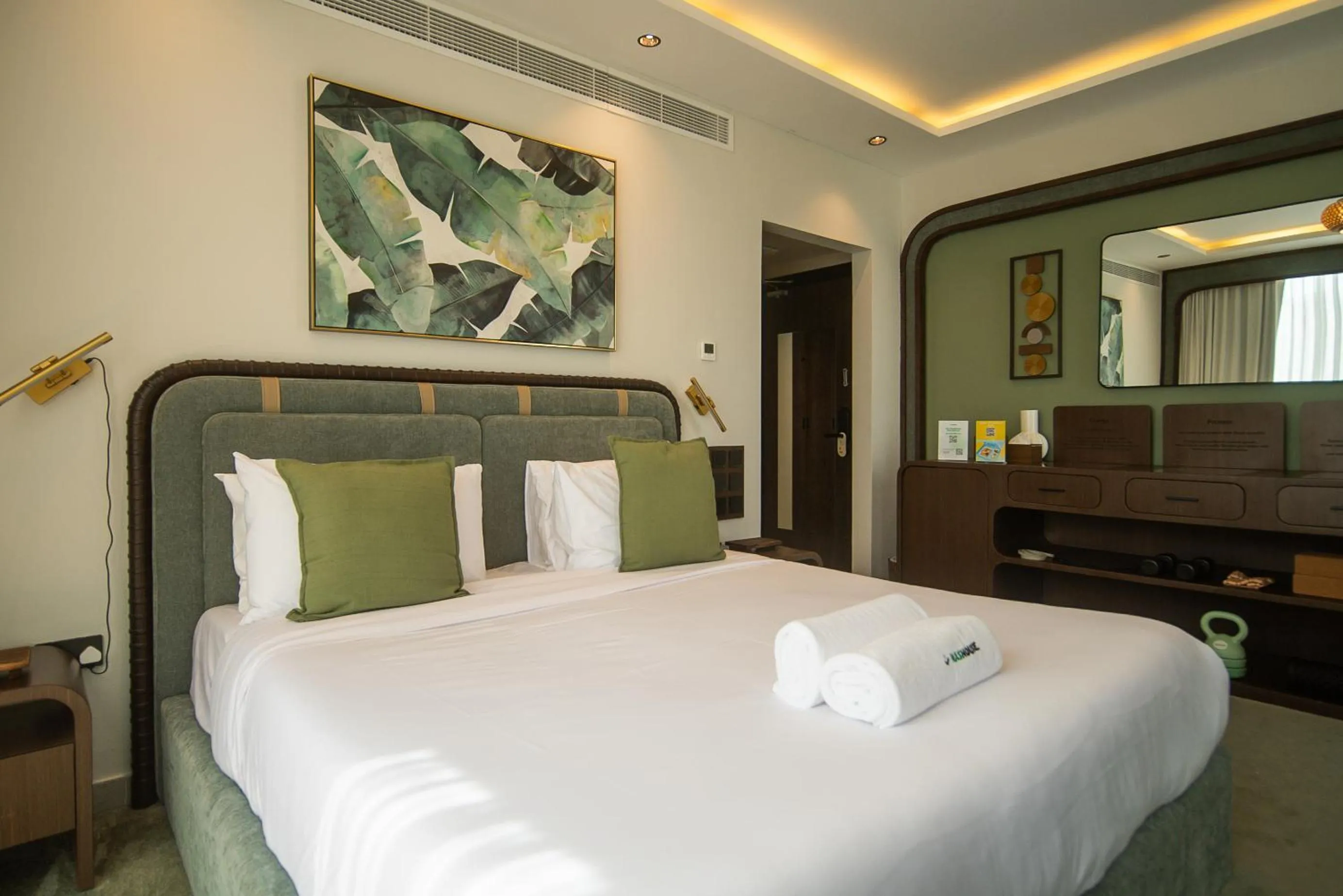 Photo of the whole room, Bed in Nas House Private & Shared Villas