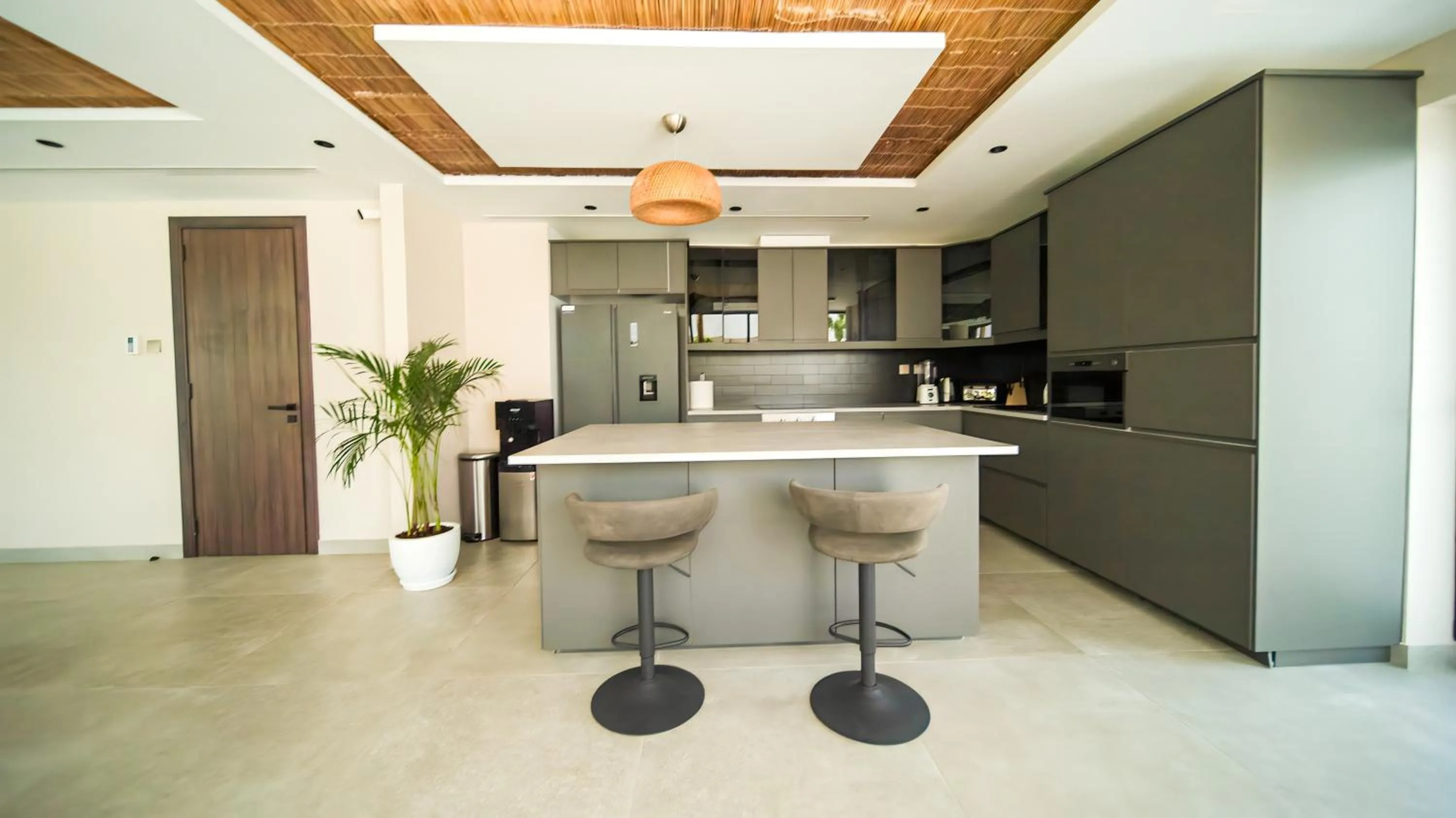 Kitchen or kitchenette in Nas House Private & Shared Villas