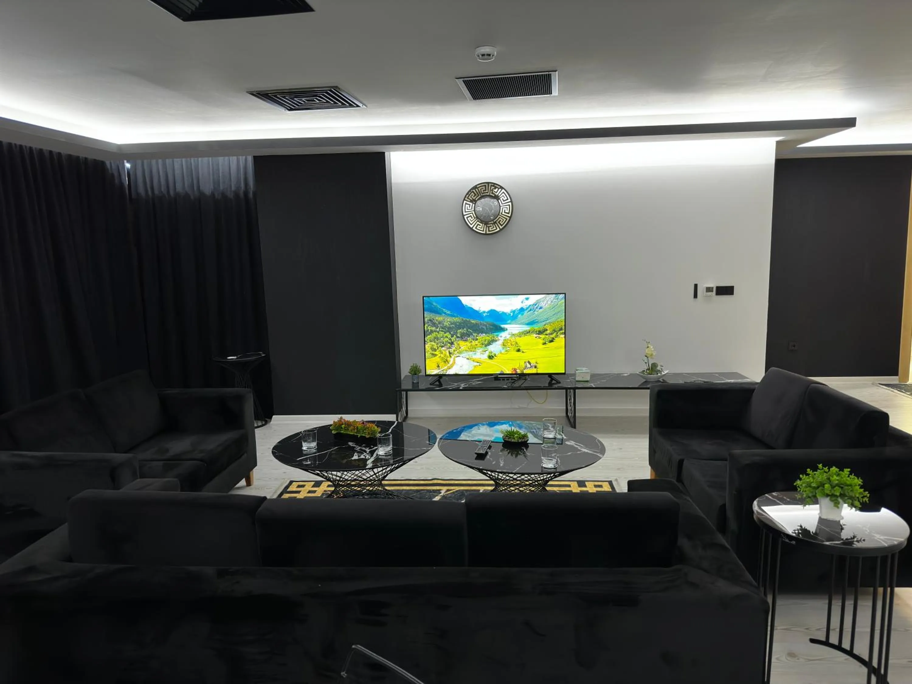 TV and multimedia in KT Suite