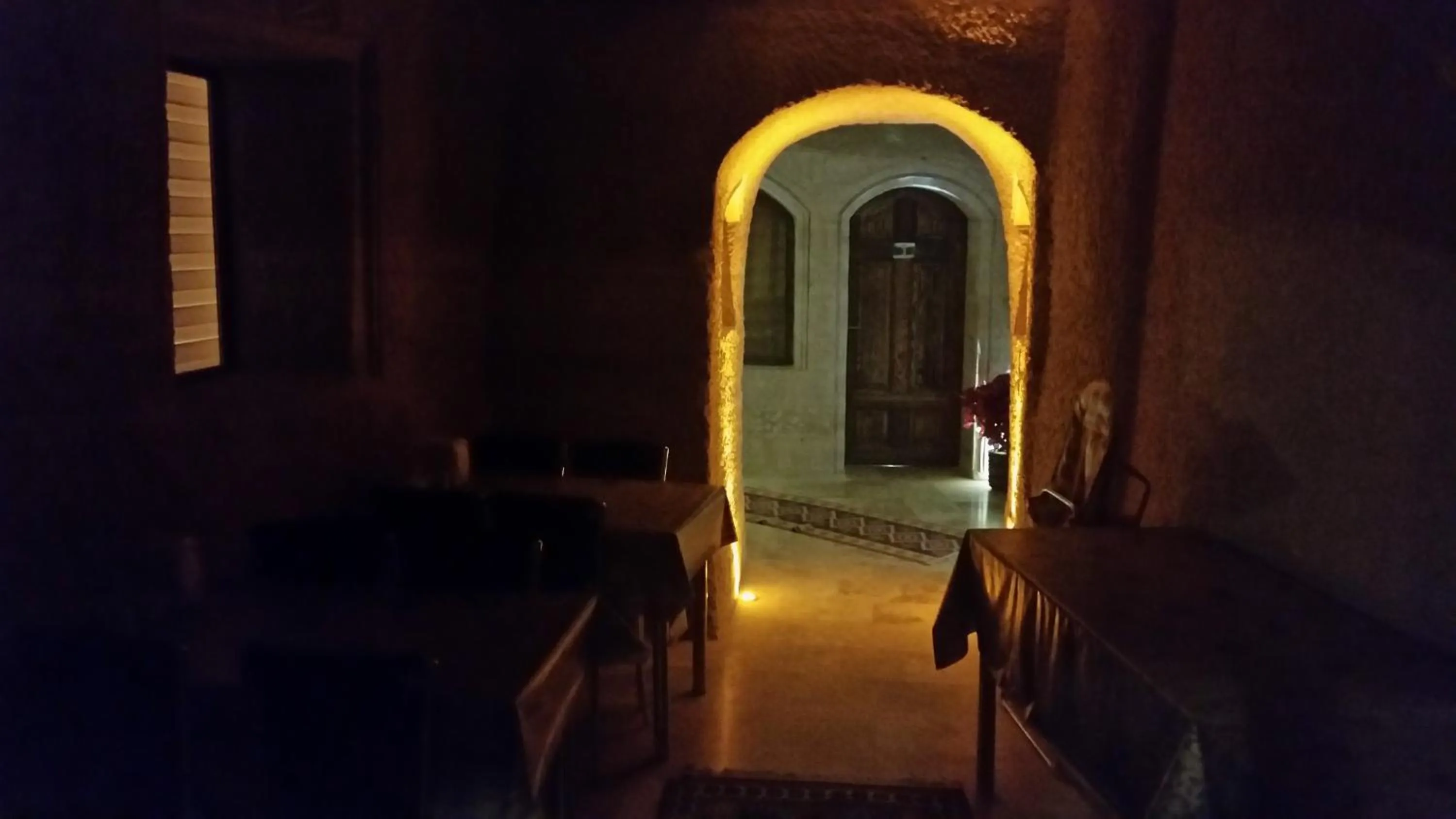 Patio in Family Cave Suite Hotel