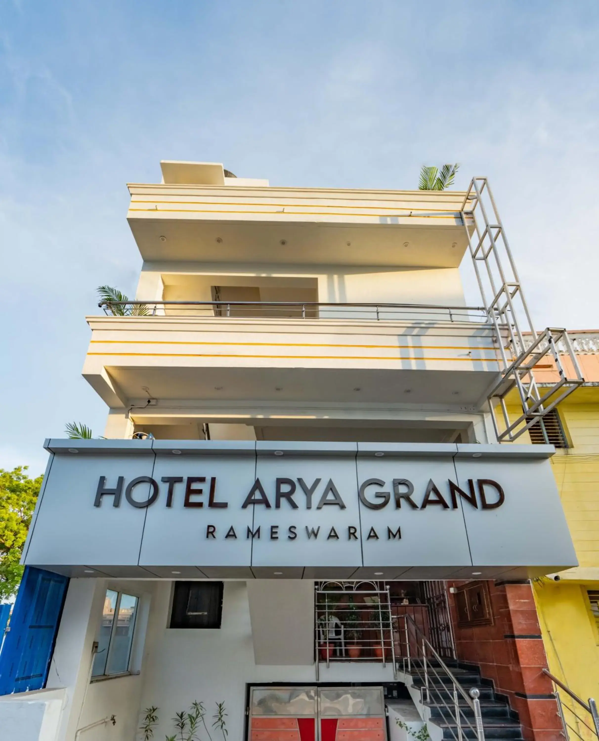 Property building in Hotel Arya Grand Rameswaram by Nimalan Property building in Hotel Arya Grand Rameswaram by Nimalan