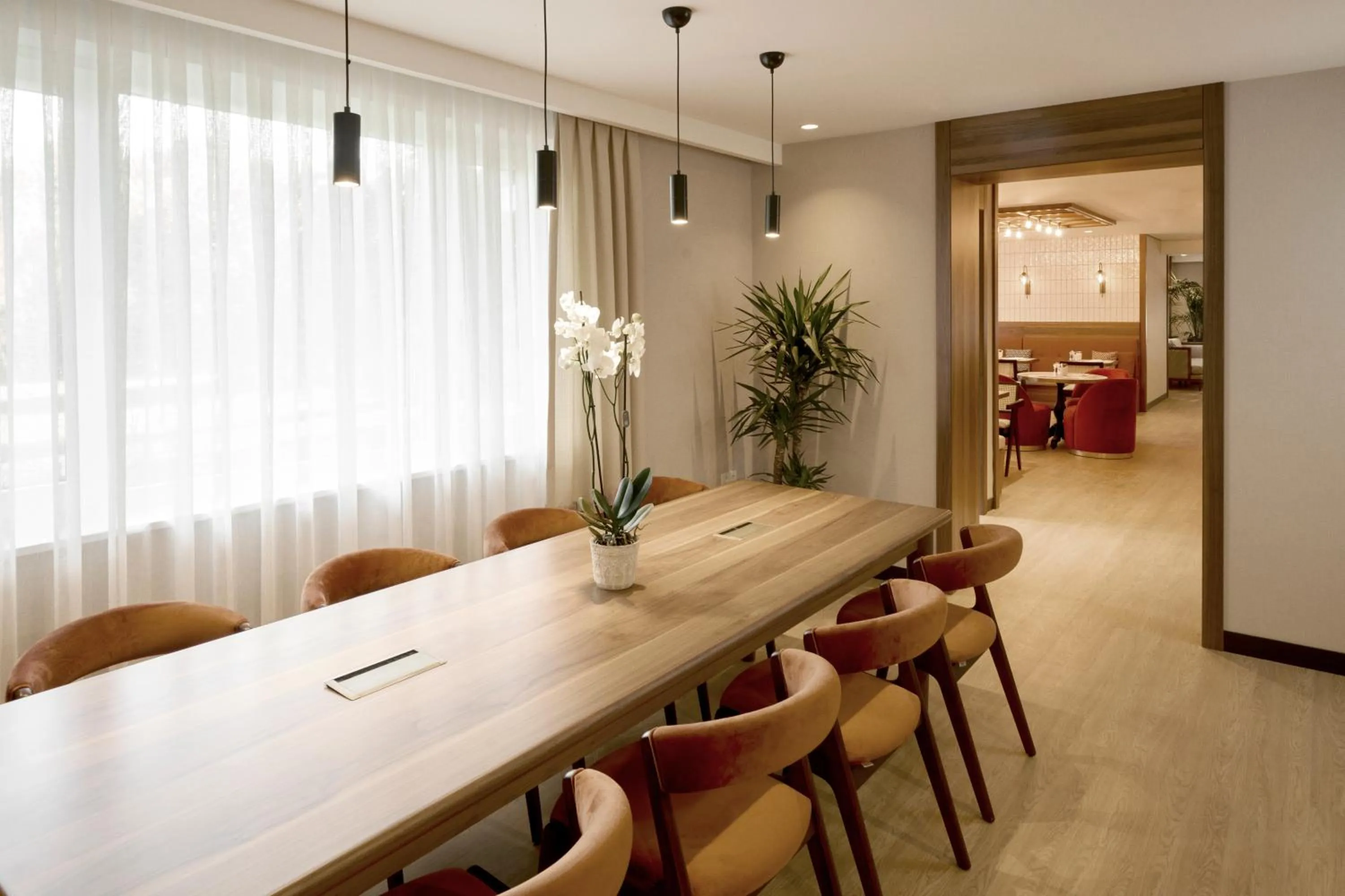 Restaurant/places to eat in The Marmara Camlica