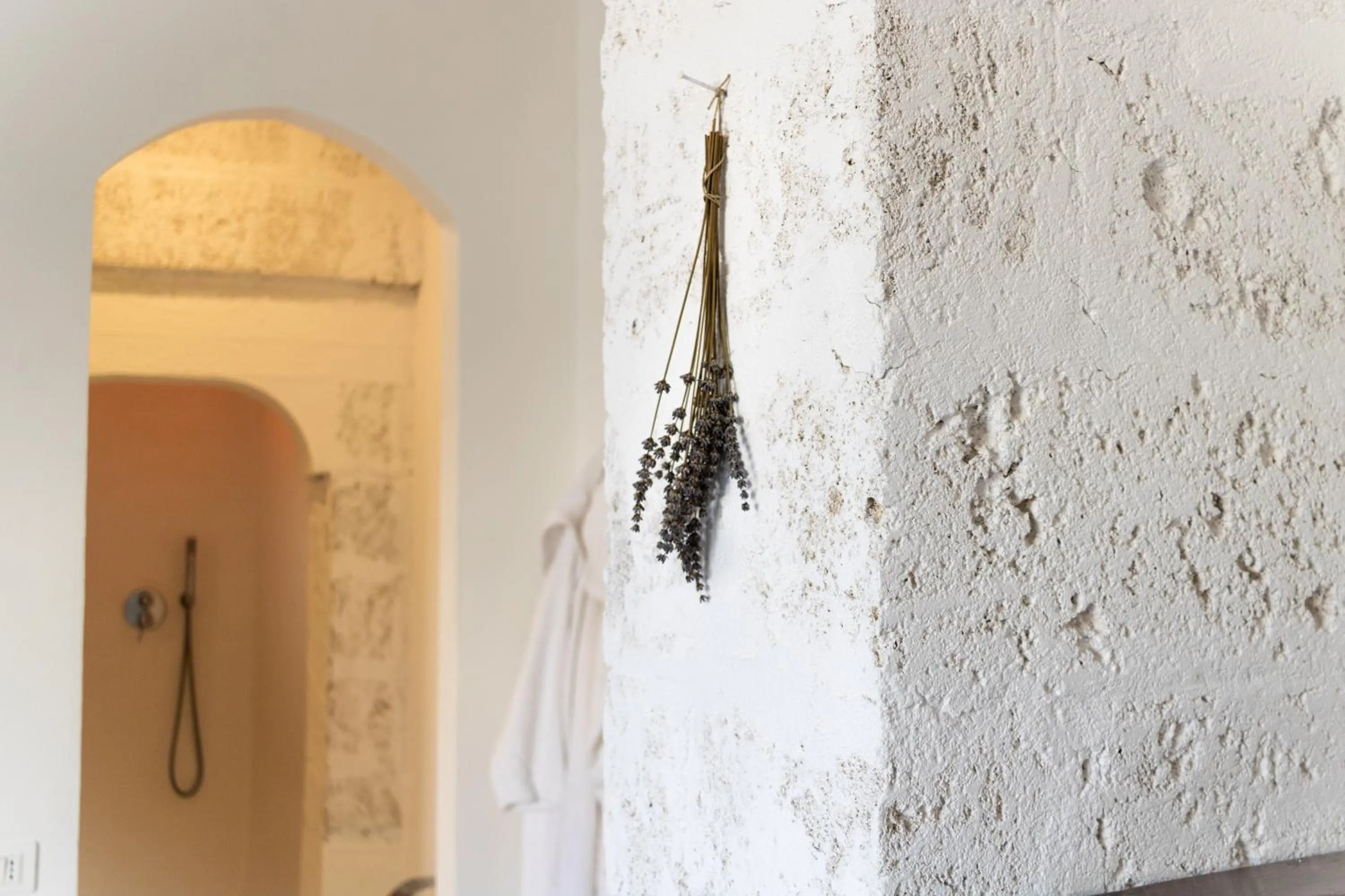 Shower in Corte Mercurio B&B