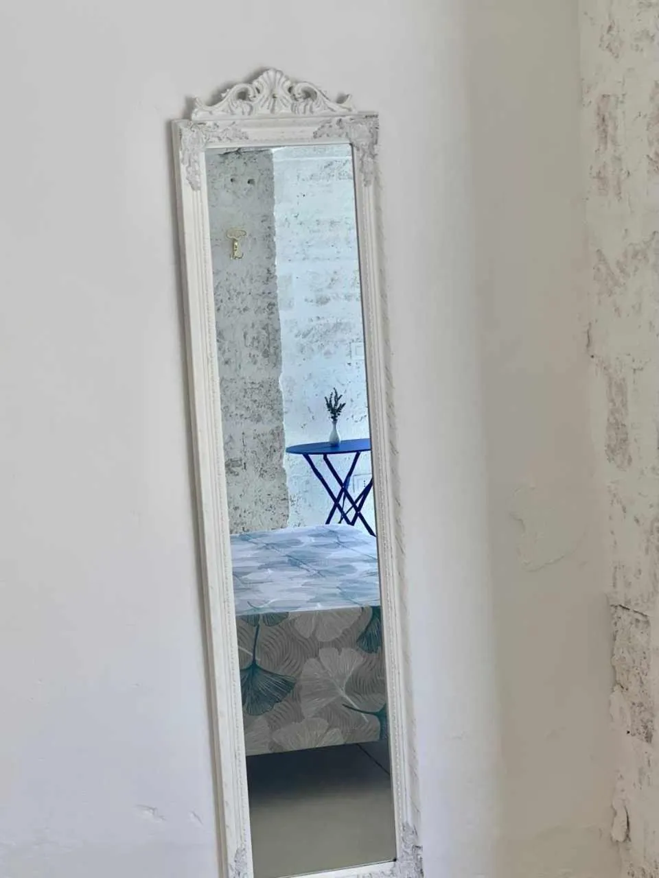 Decorative detail in Corte Mercurio B&B