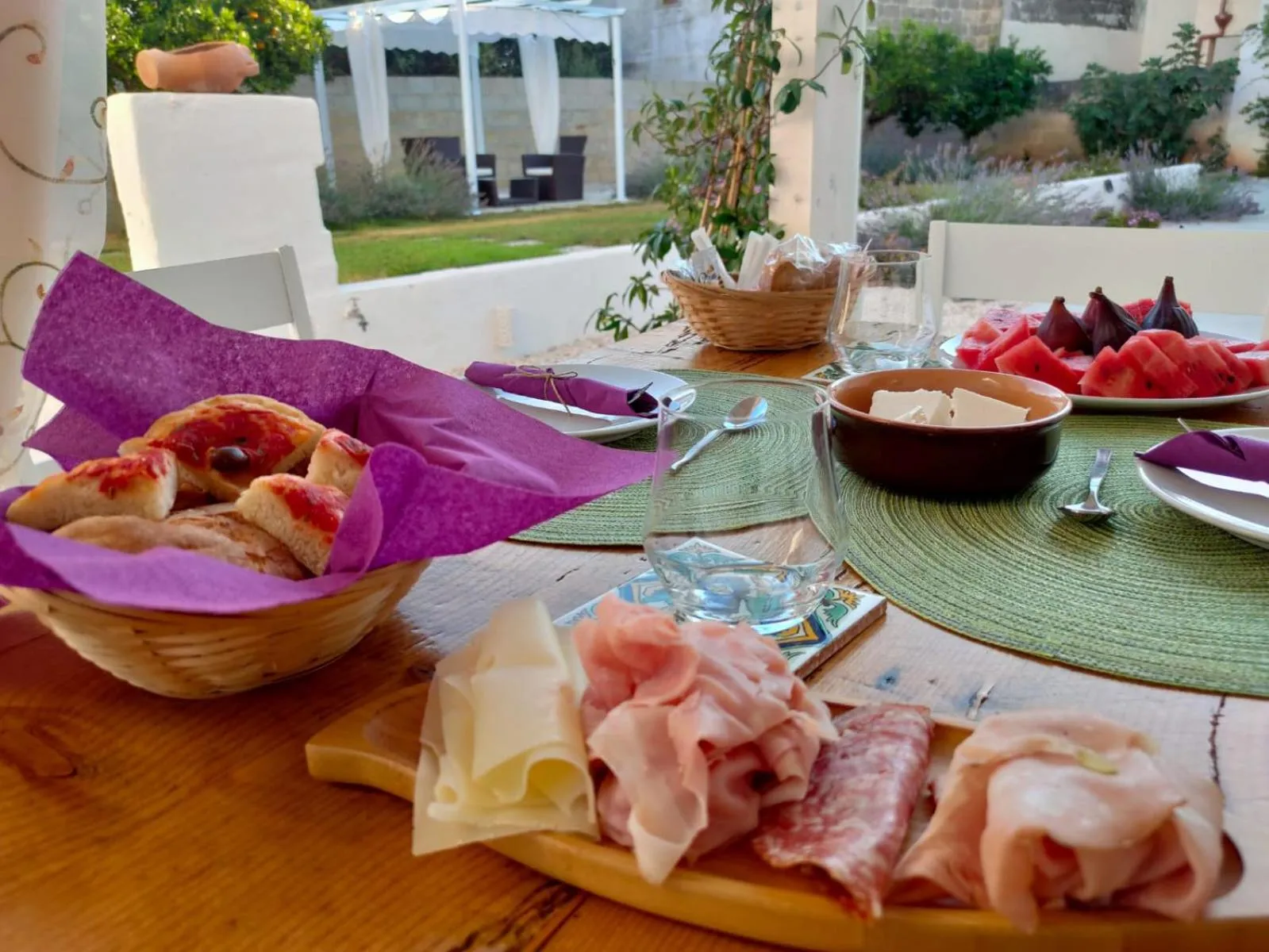 Spring in Corte Mercurio B&B