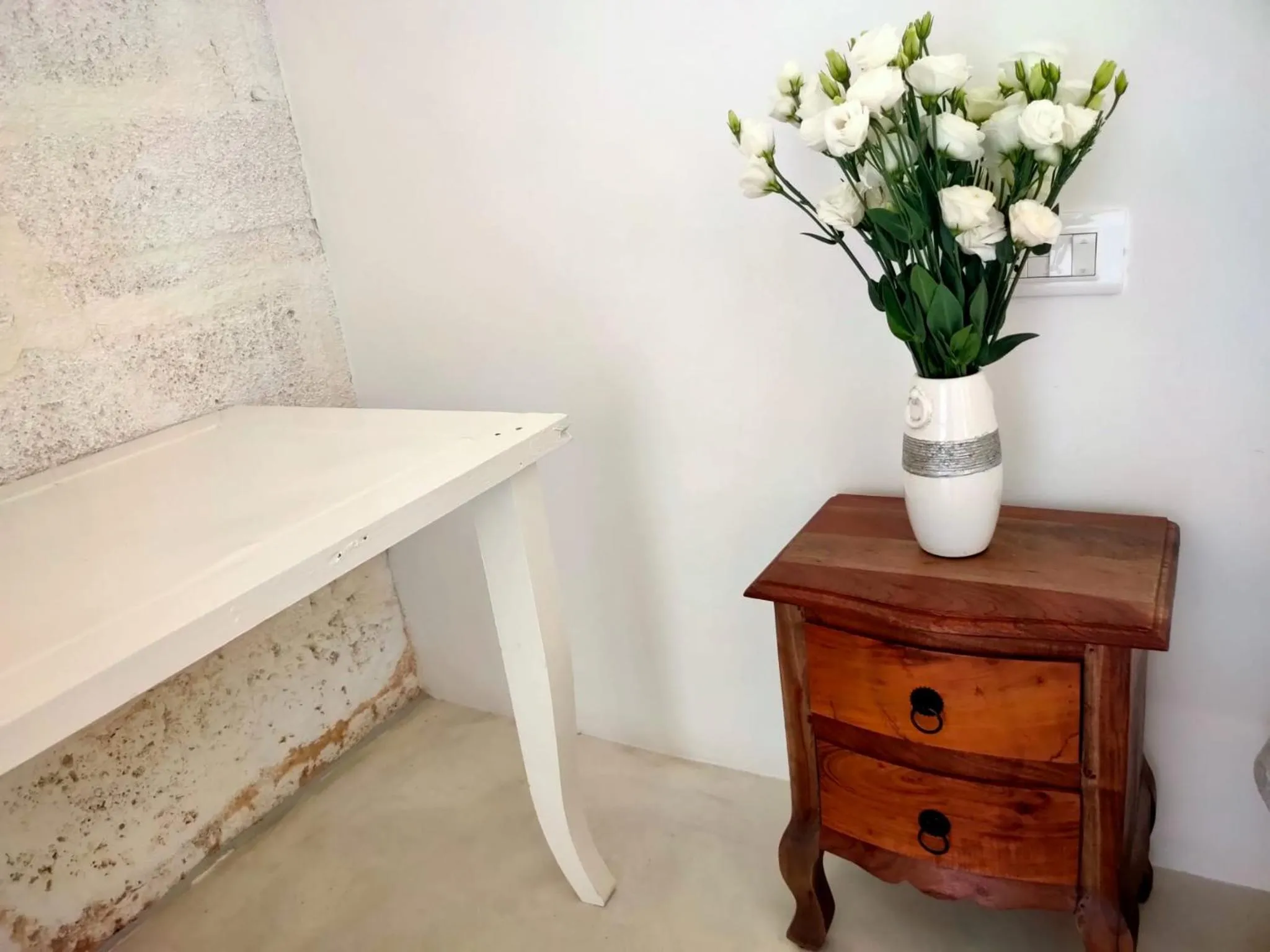 Decorative detail in Corte Mercurio B&B