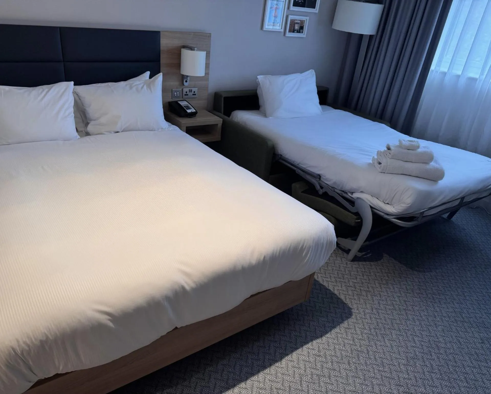 Bed in Hilton Garden Inn Abingdon Oxford