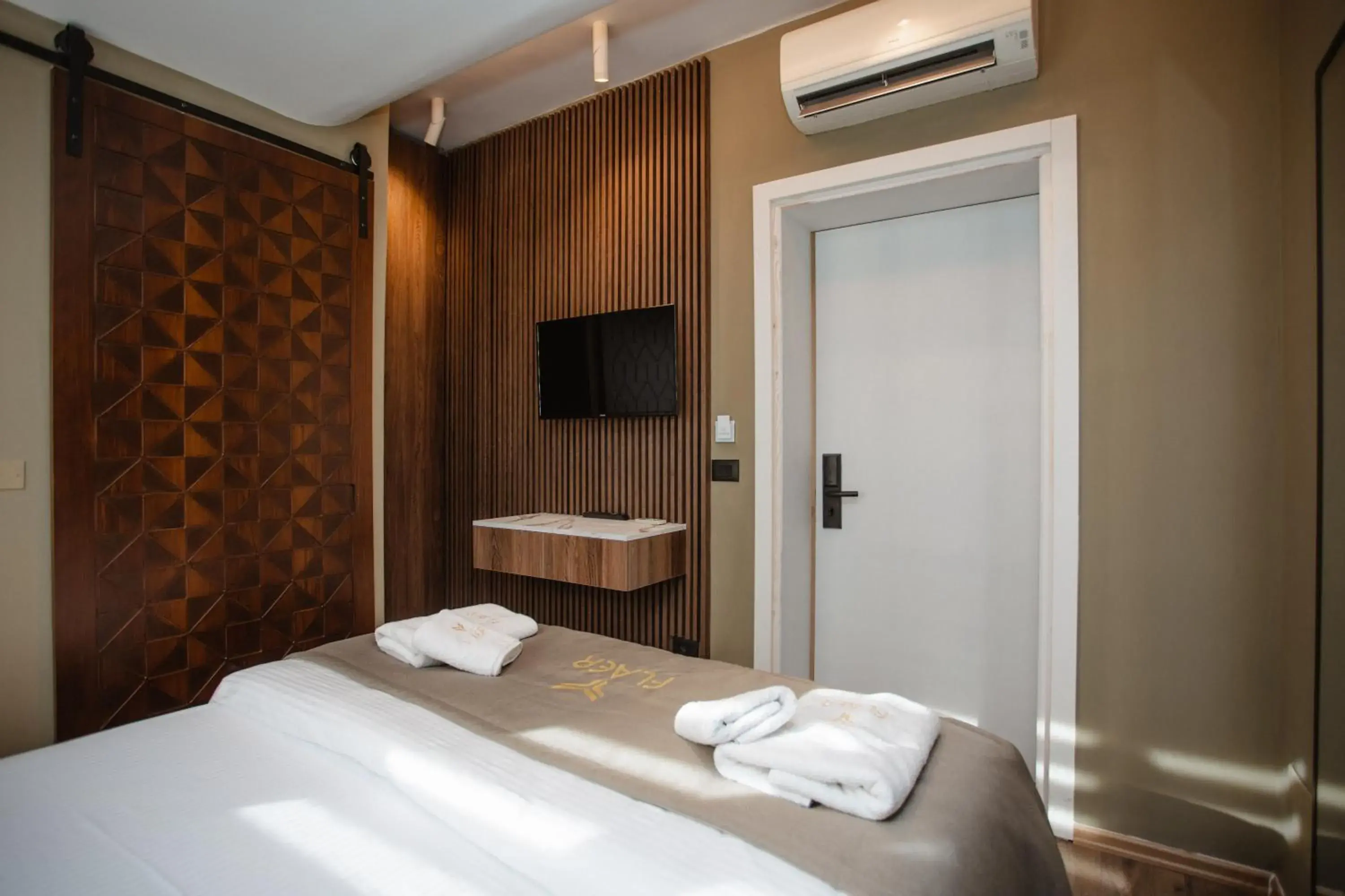 Double Room in Hotel Flaer Double Room in Hotel Flaer