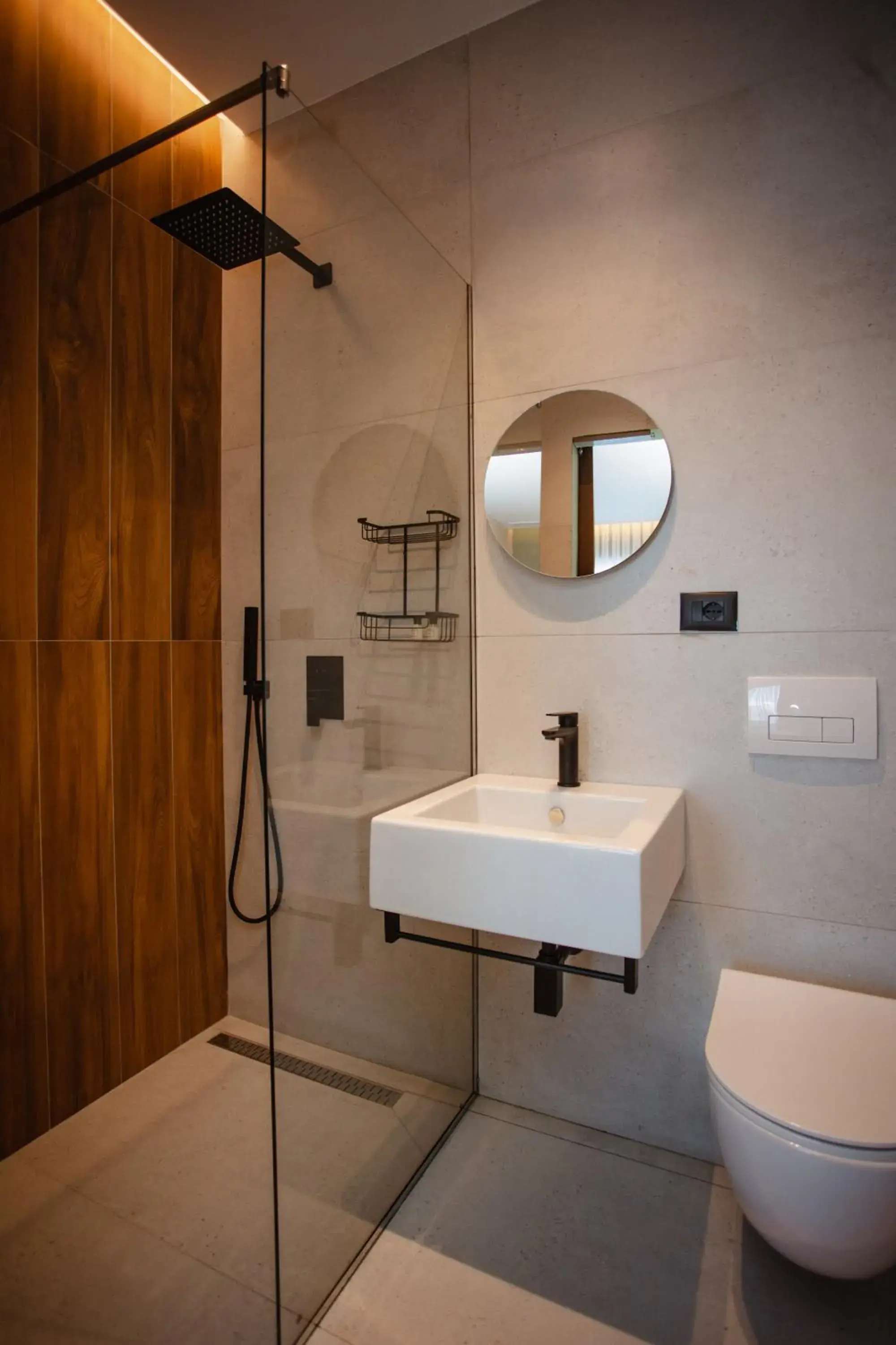 Double Room with Lake View in Hotel Flaer Double Room with Lake View in Hotel Flaer