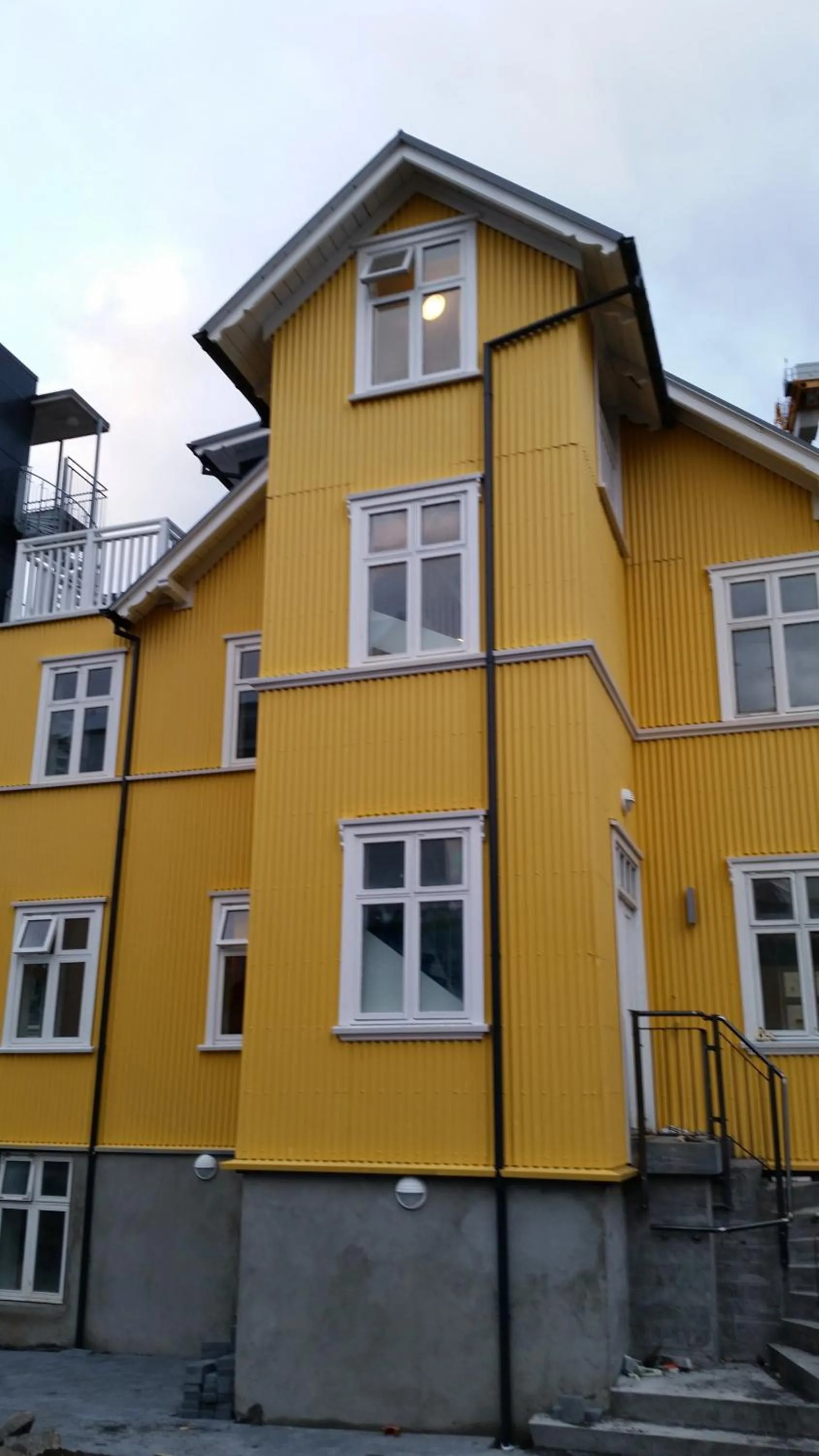 Facade/entrance in Alfred's Studios