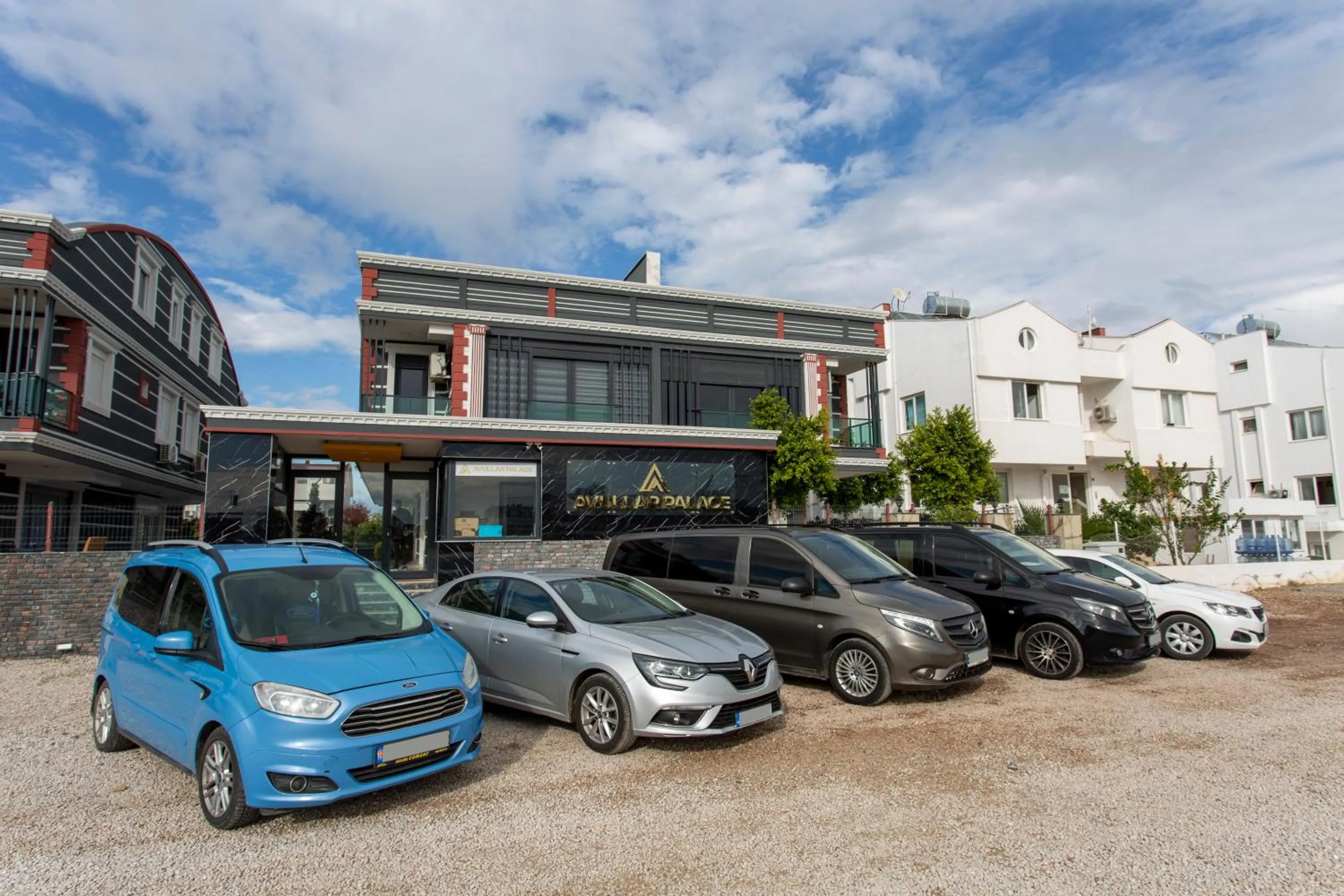 Avullar Palace Hotel